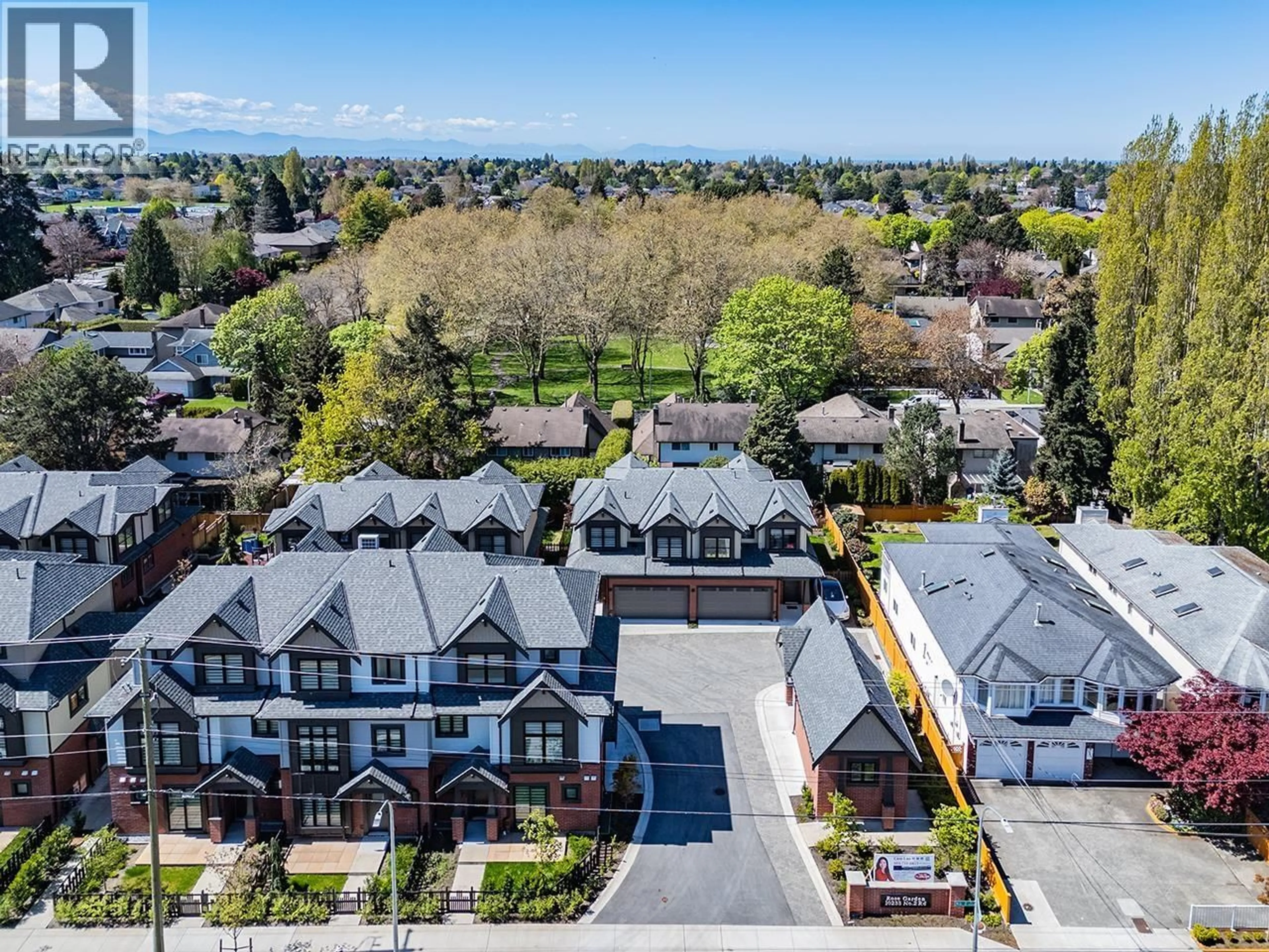 A pic from outside/outdoor area/front of a property/back of a property/a pic from drone, unknown for 11 - 10233 NO. 2 ROAD, Richmond British Columbia V7E0C7