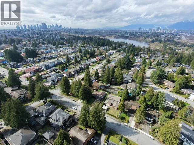 6415 BUCKINGHAM DRIVE, Burnaby 2