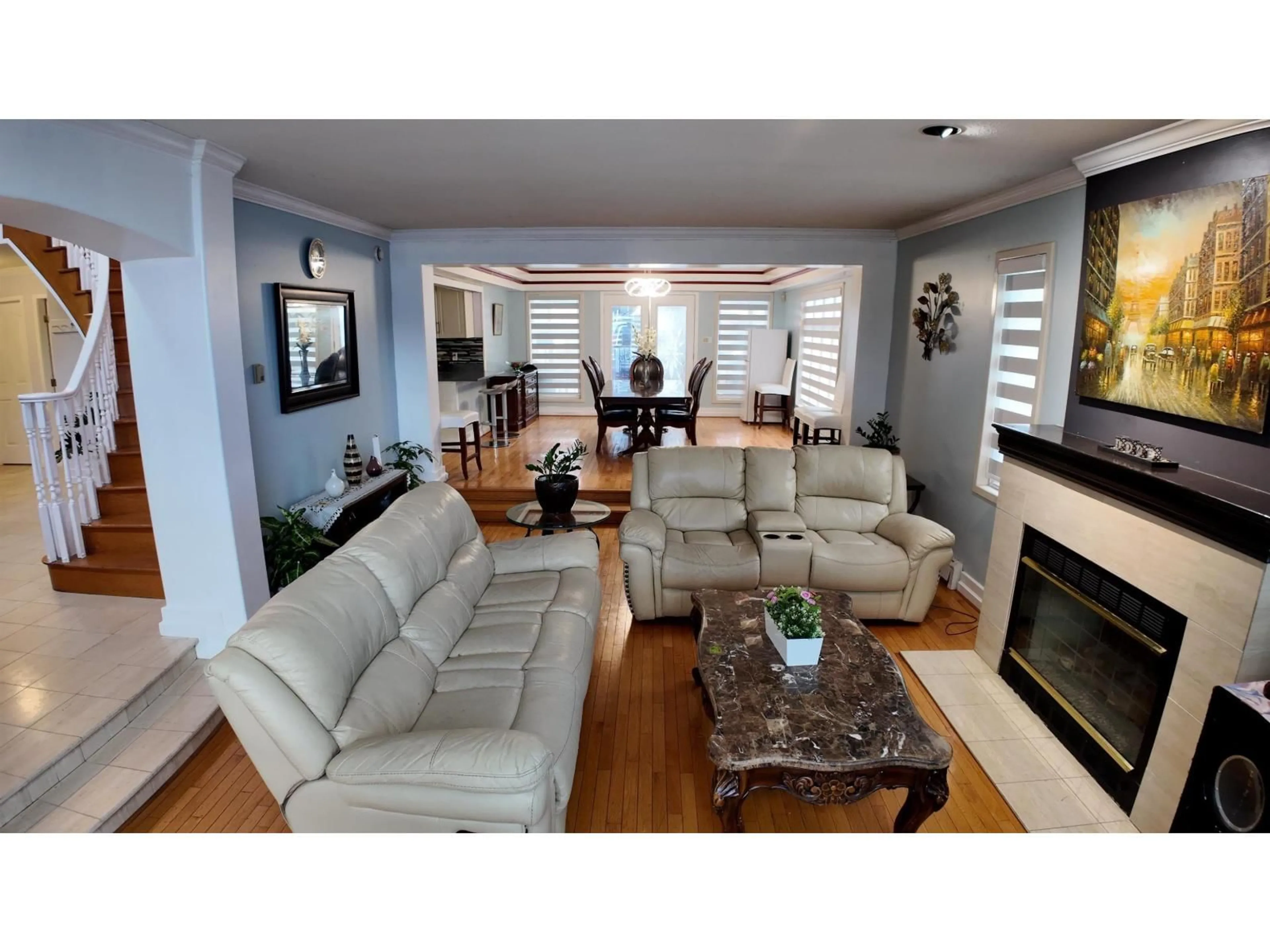 Living room with furniture, unknown for 8222 144 STREET, Surrey British Columbia V3W5T4