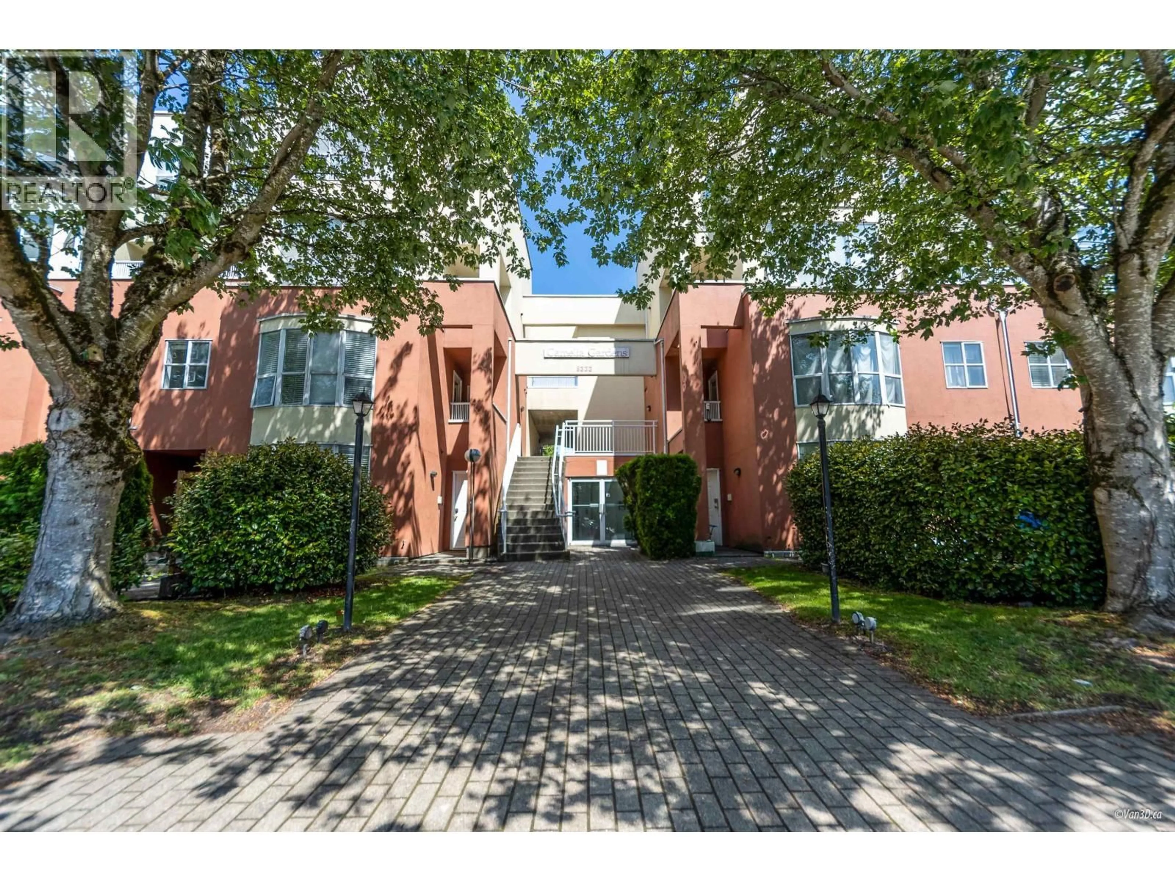 Indoor foyer for 384 - 8333 JONES ROAD, Richmond British Columbia V6Y3W9