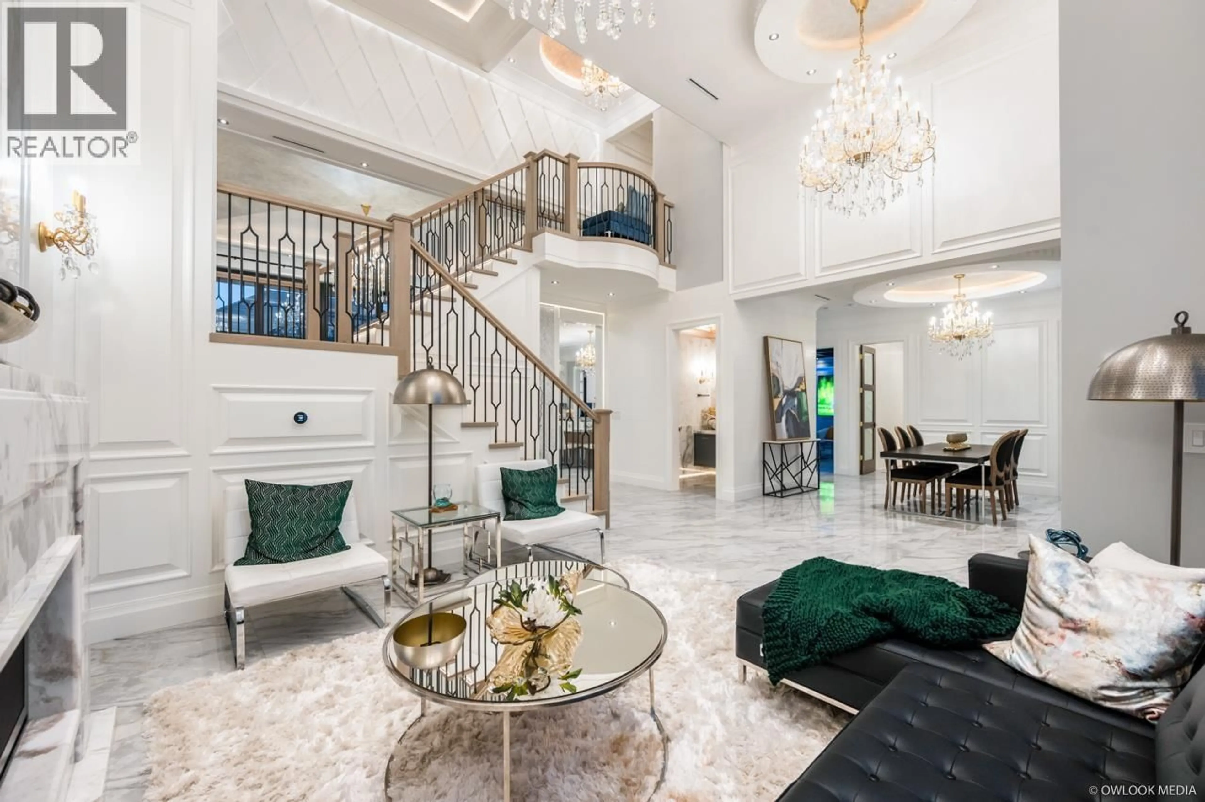 Indoor foyer for 6191 UDY ROAD, Richmond British Columbia V7C2X8