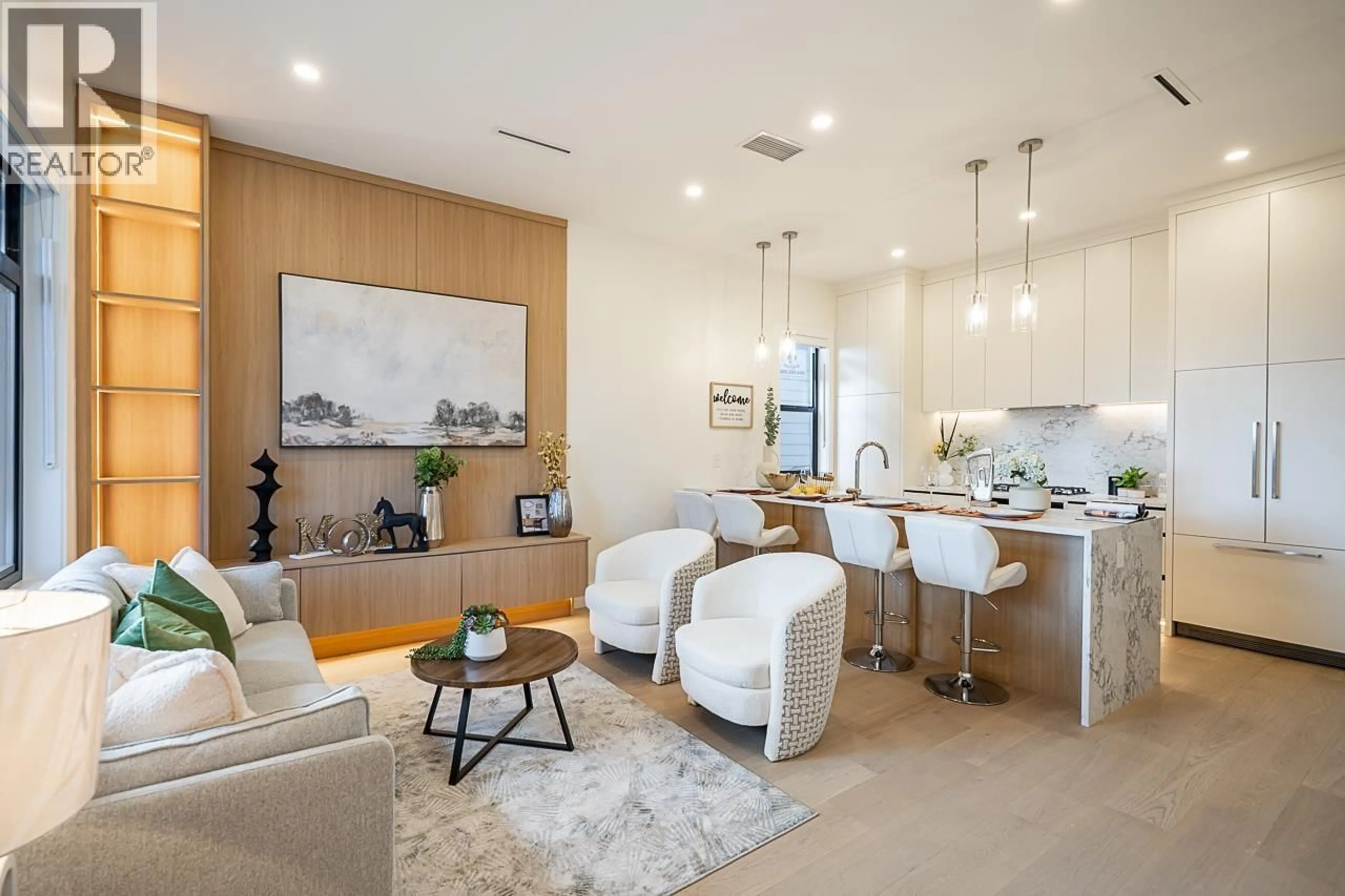 Unknown for 2 - 4875 ALBERT STREET, Burnaby British Columbia V5C2H4