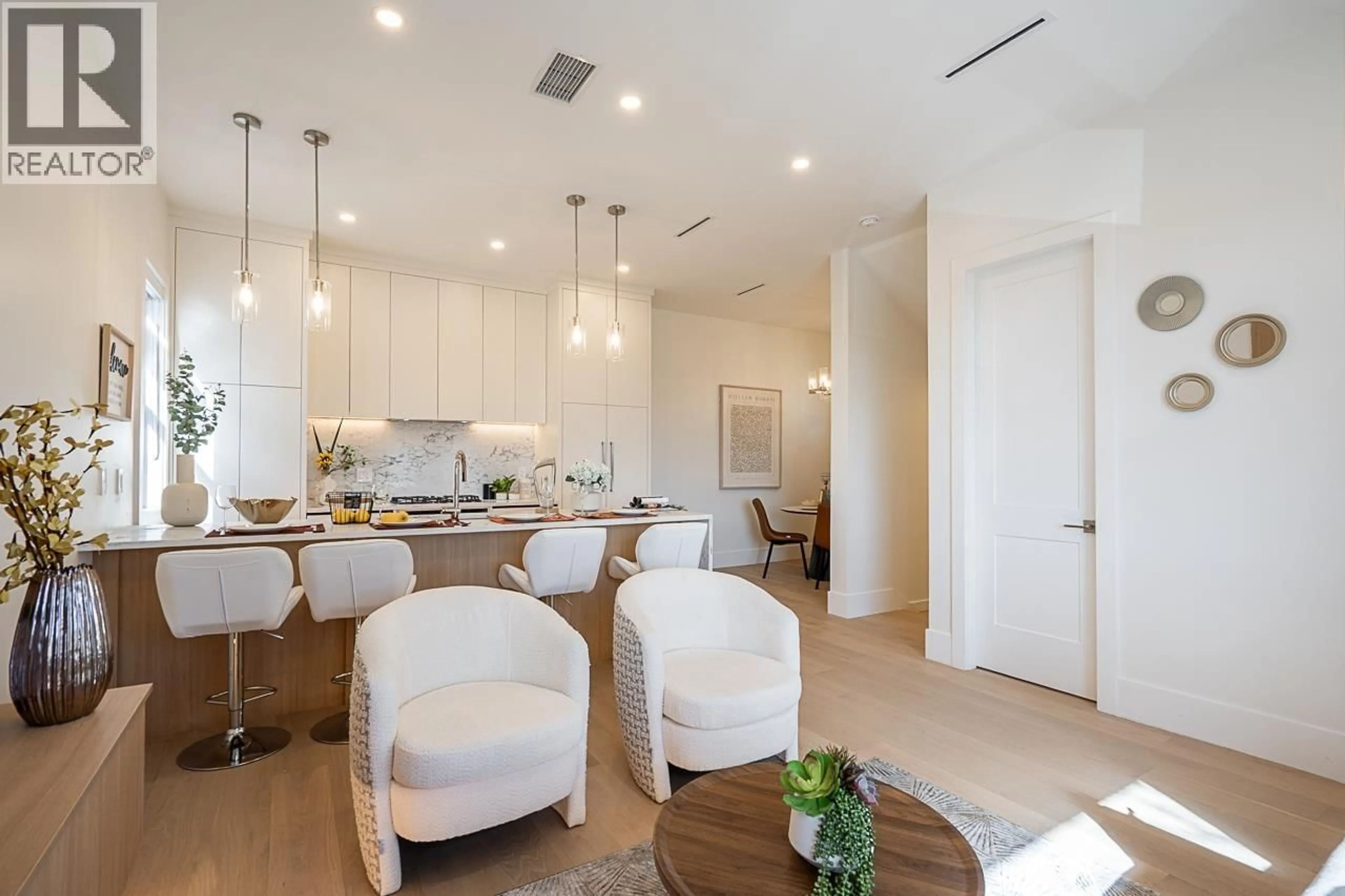 Open concept kitchen, wood/laminate floor for 2 - 4875 ALBERT STREET, Burnaby British Columbia V5C2H4