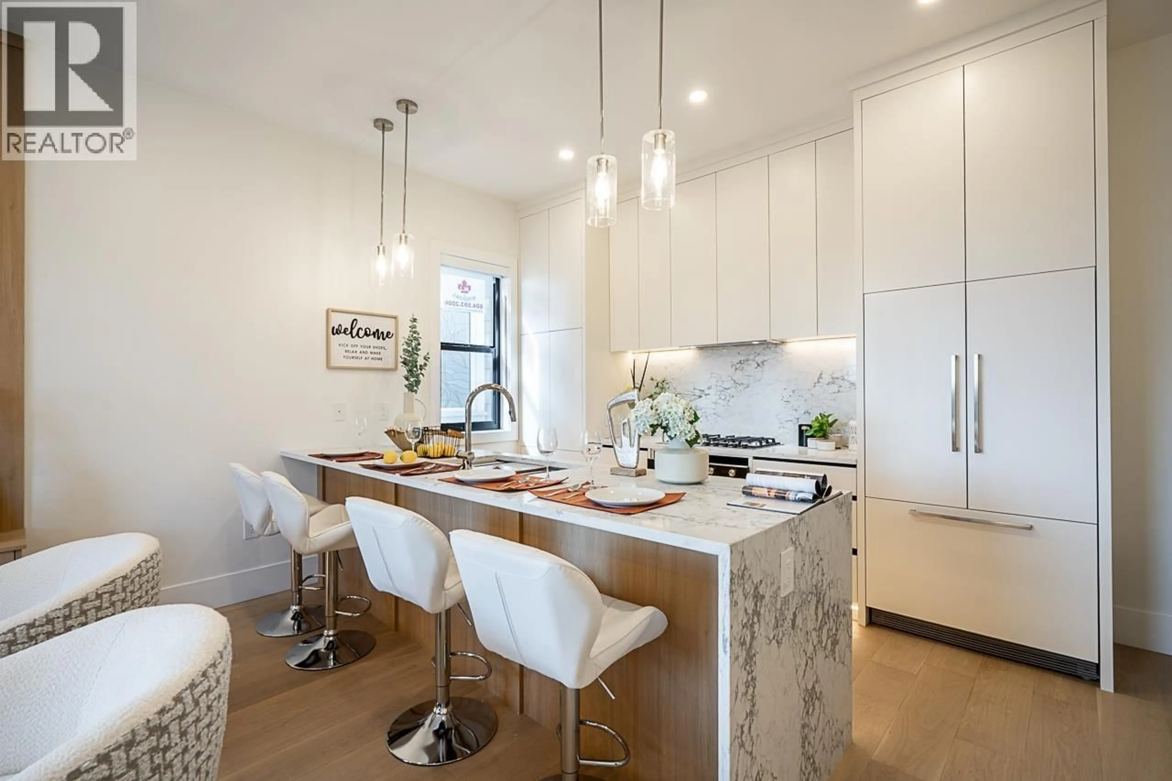 Contemporary kitchen, ceramic/tile floor for 2 - 4875 ALBERT STREET, Burnaby British Columbia V5C2H4