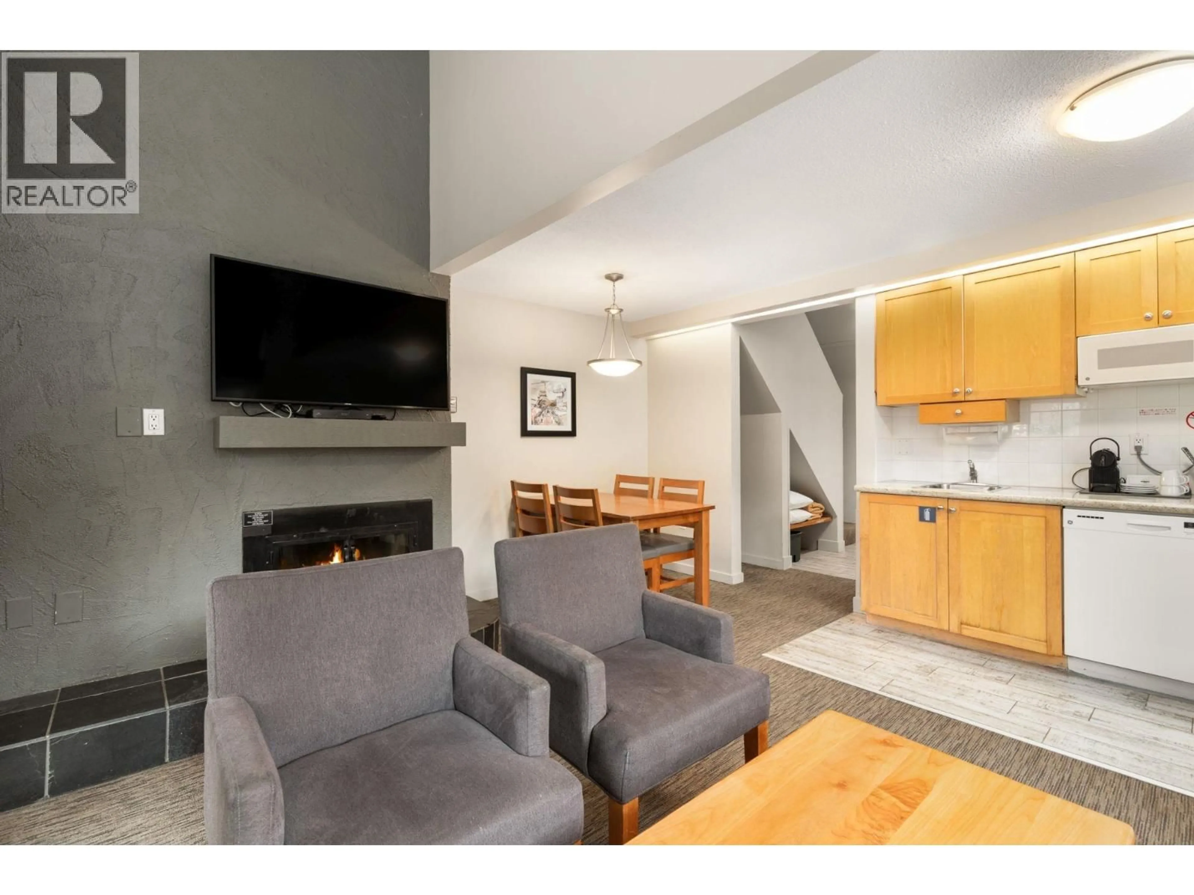 Living room with furniture, unknown for 310 - 4420 SUNDIAL PLACE, Whistler British Columbia V8E1G6