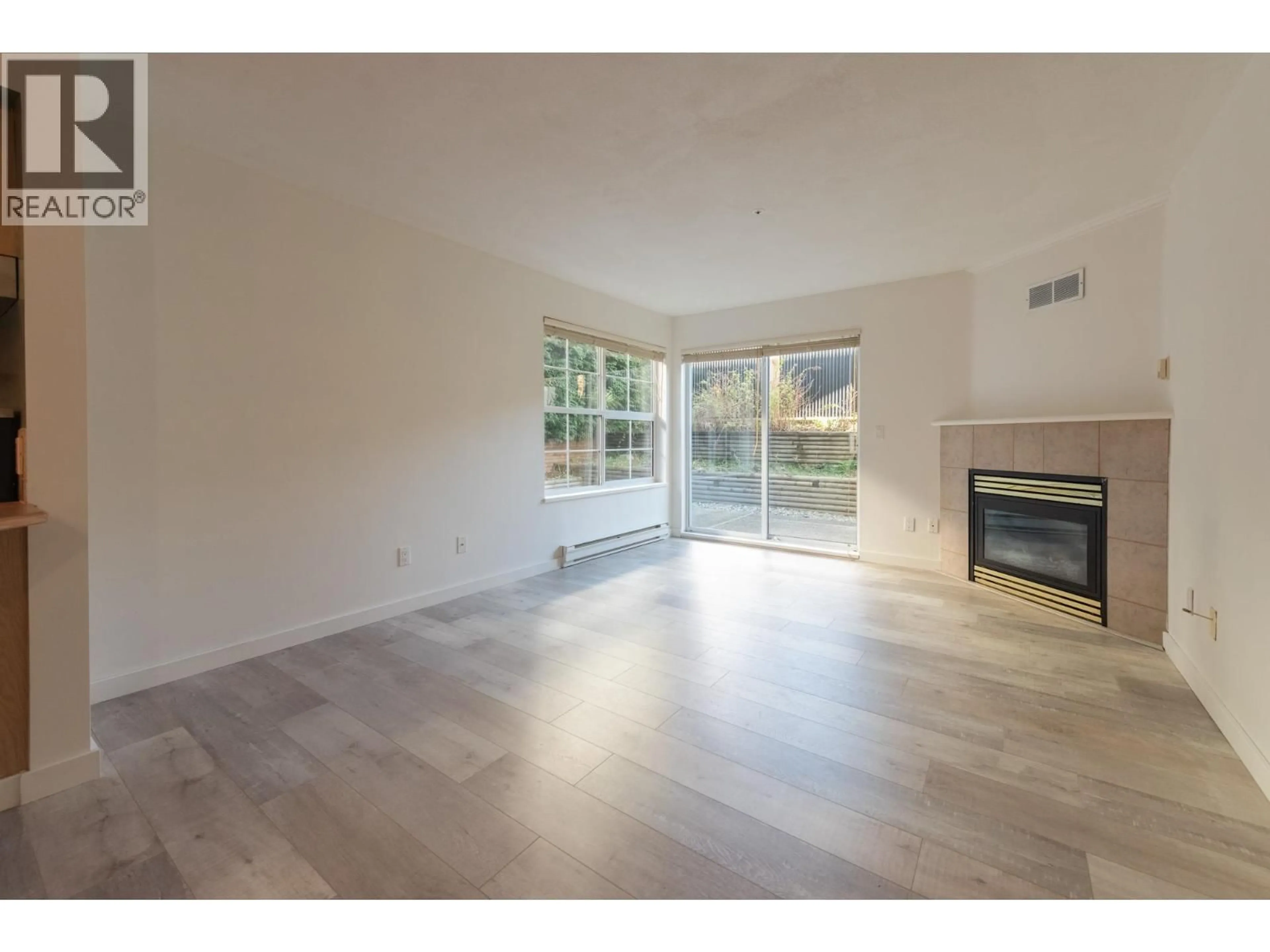 A pic of a room for 35 - 689 PARK ROAD, Gibsons British Columbia V0N1V7