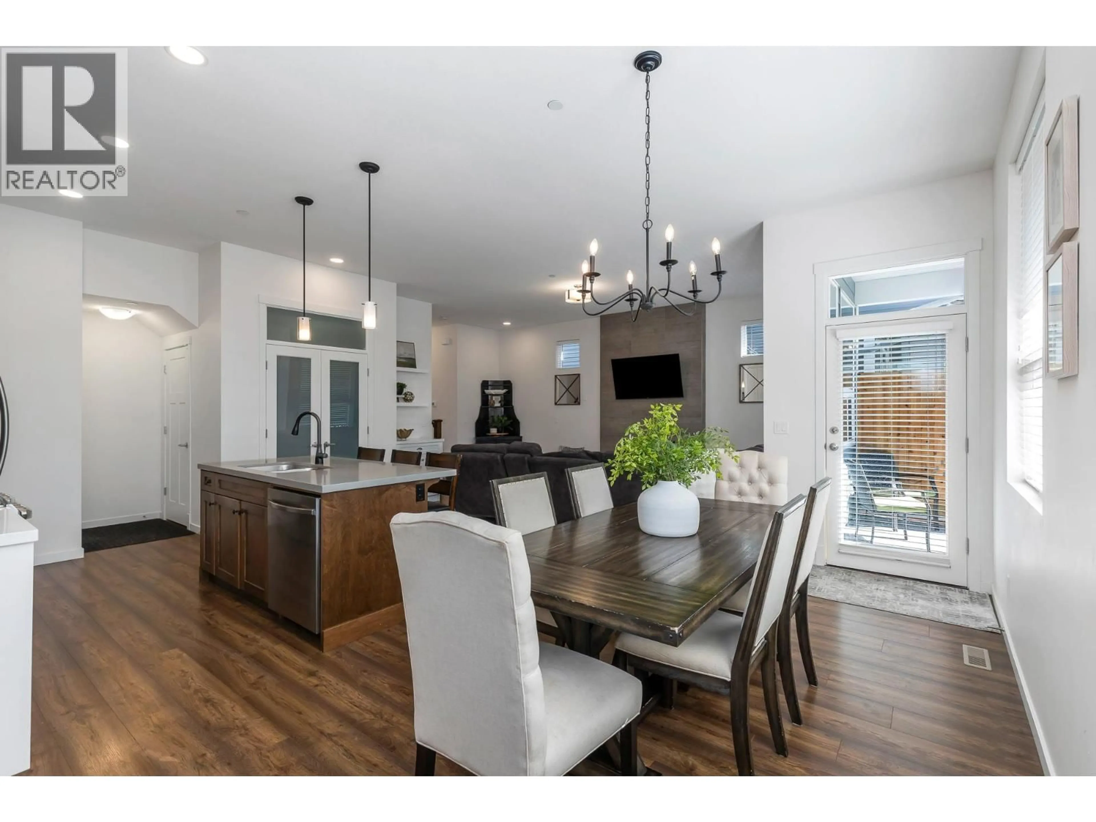 Open concept kitchen, wood/laminate floor for 12933 240A STREET, Maple Ridge British Columbia V4R0G8