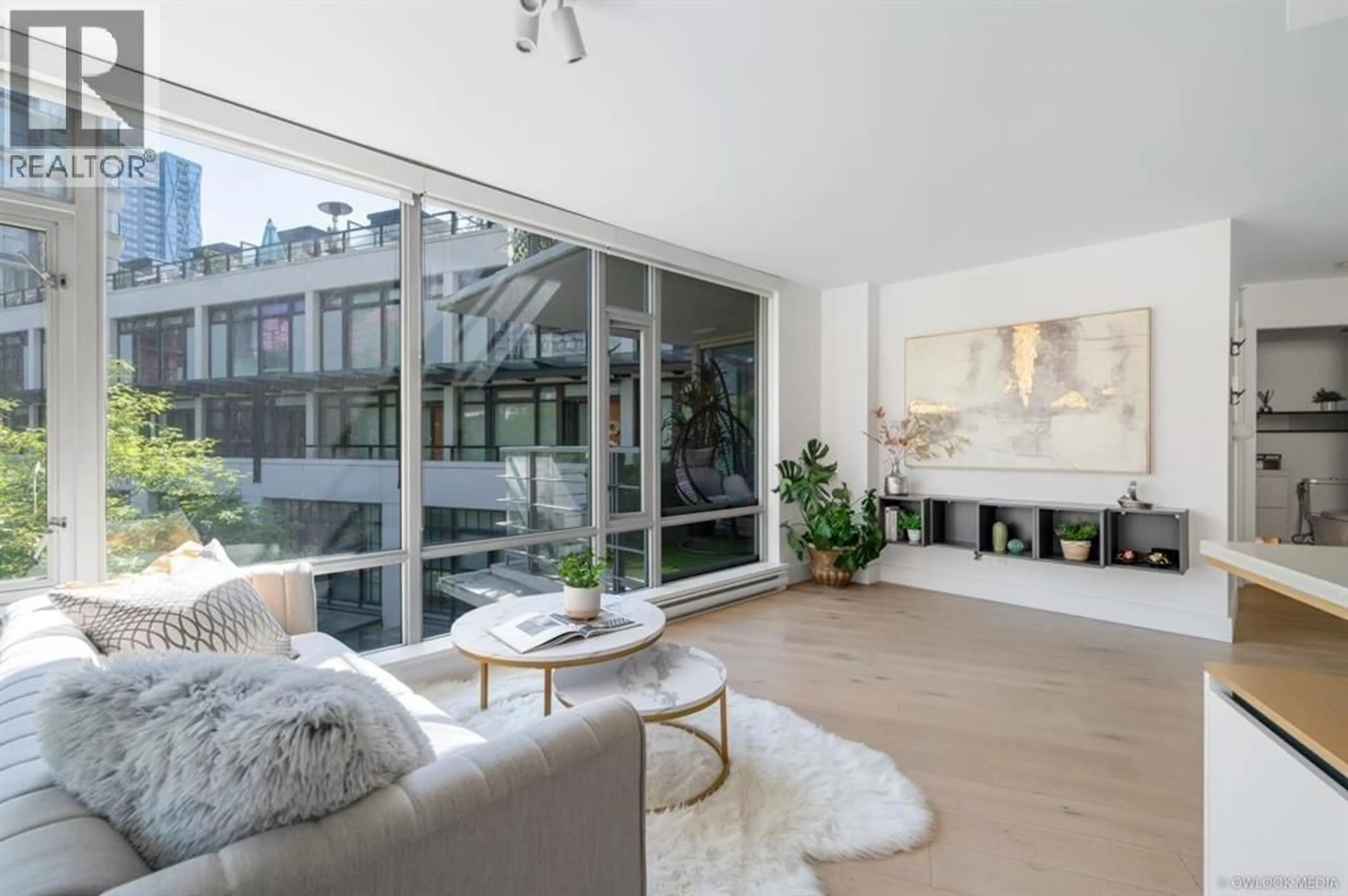 Living room with furniture, unknown for 309 - 1255 SEYMOUR STREET, Vancouver British Columbia V6B0H1