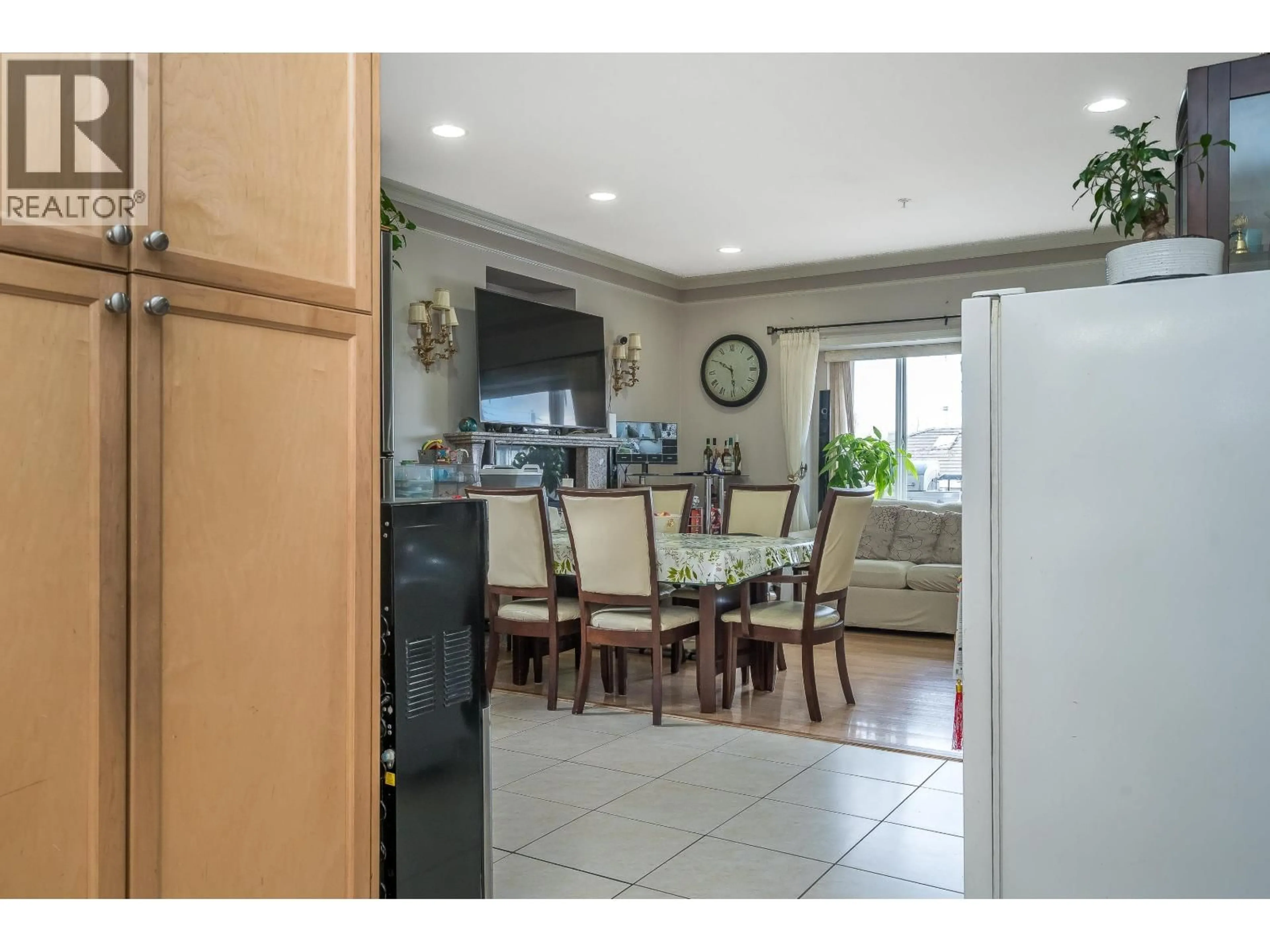 Dining room, ceramic/tile floor for 7877 FRASER STREET, Vancouver British Columbia V5X3X2