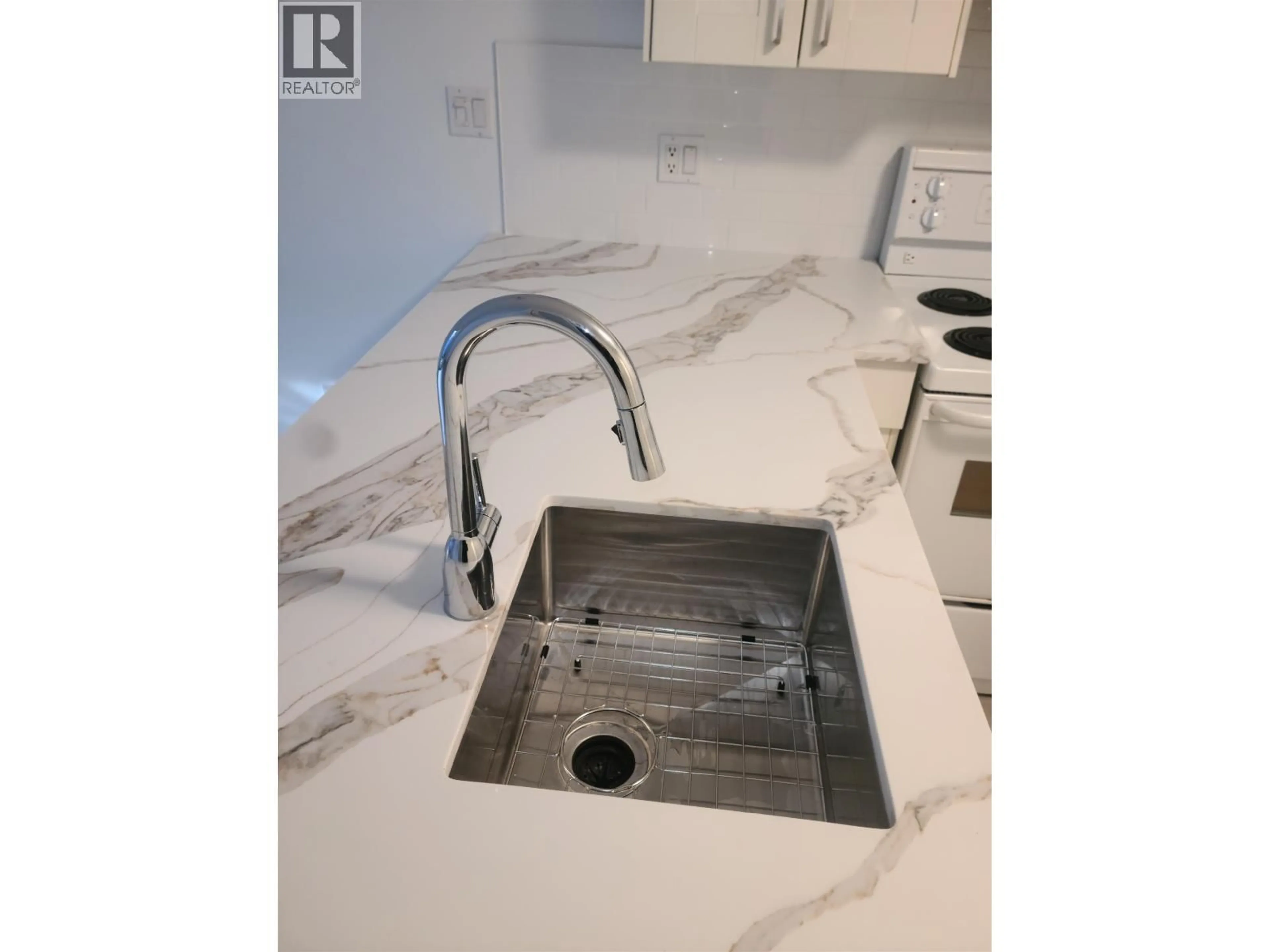 Contemporary kitchen, ceramic/tile floor for 104 - 2255 ETON STREET, Vancouver British Columbia V5L1C9