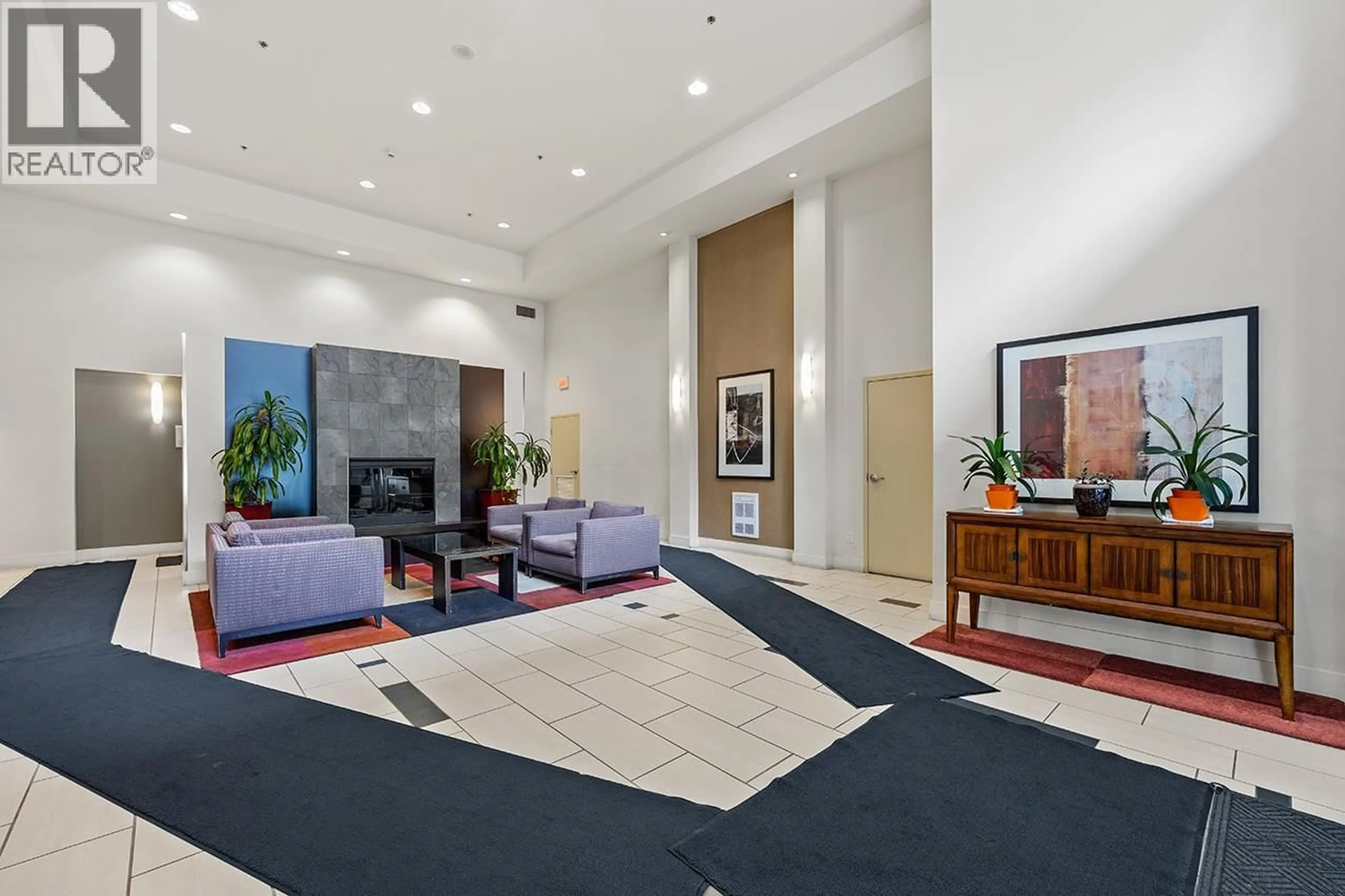 Lobby for 306 - 7108 COLLIER STREET, Burnaby British Columbia V5E0A1