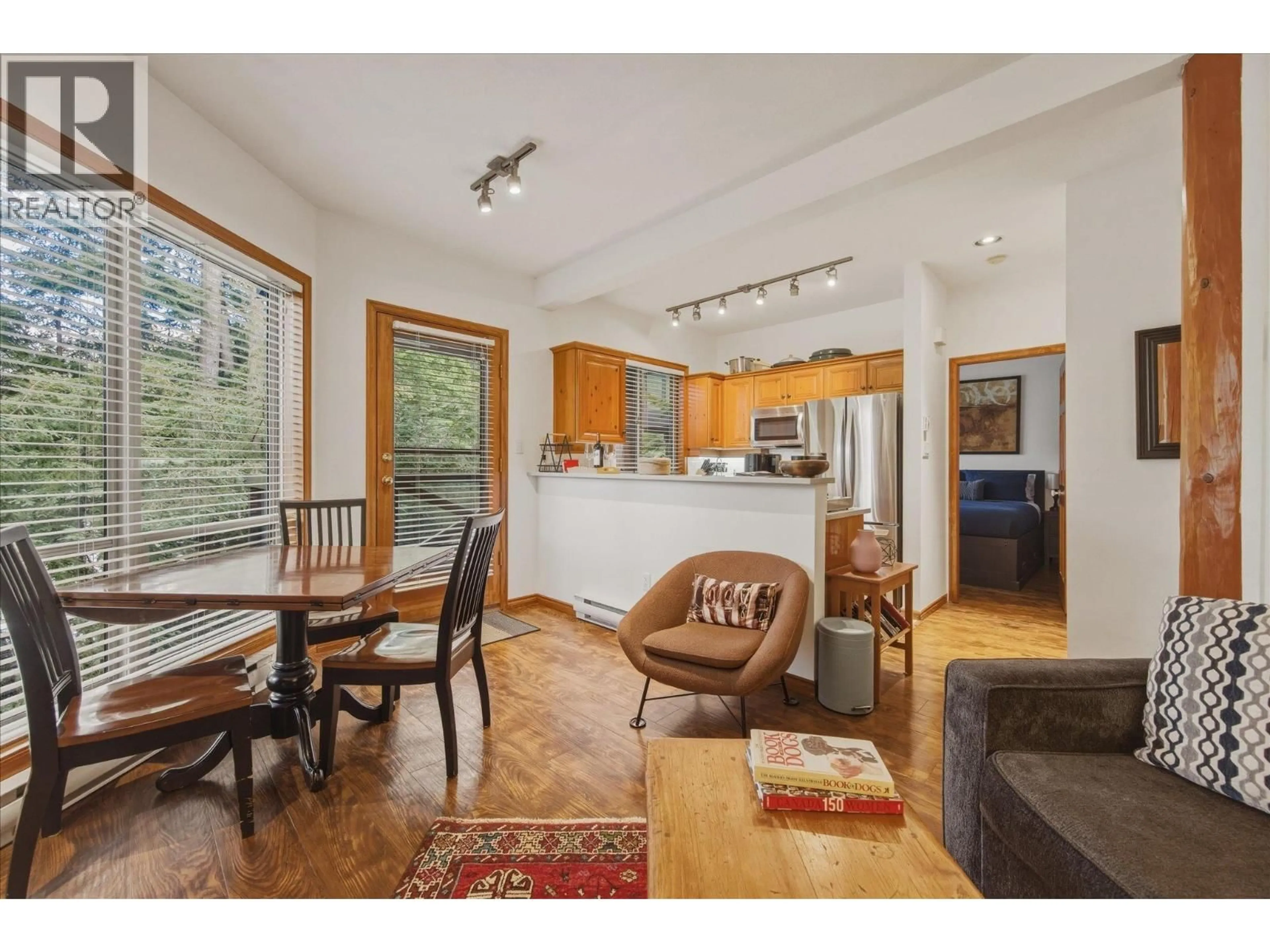 Open concept kitchen, wood/laminate floor for 8 - 4891 PAINTED CLIFF ROAD, Whistler British Columbia V0N1B4