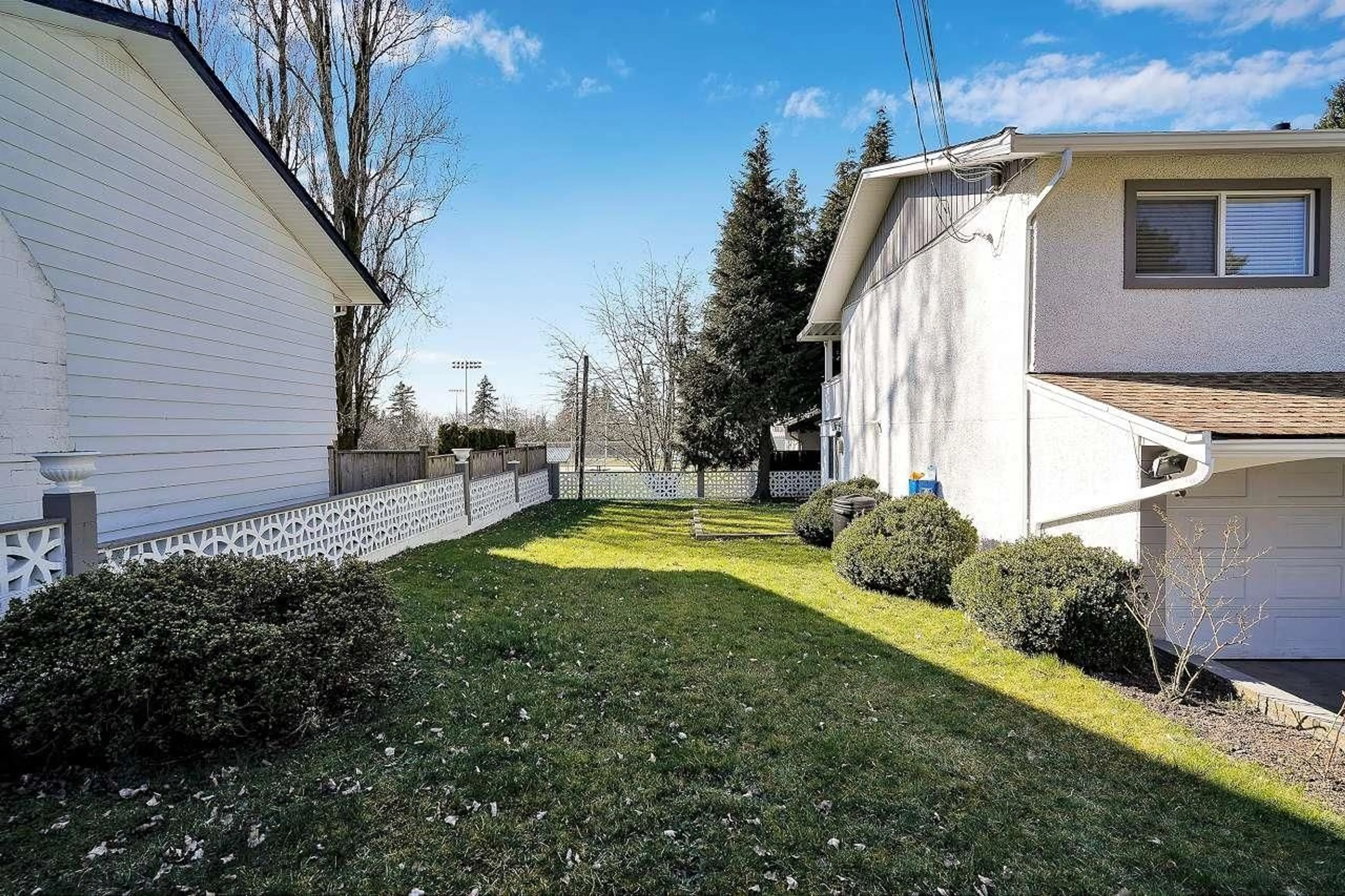 Patio, street for 8561 113B STREET, Delta British Columbia V4C5G3