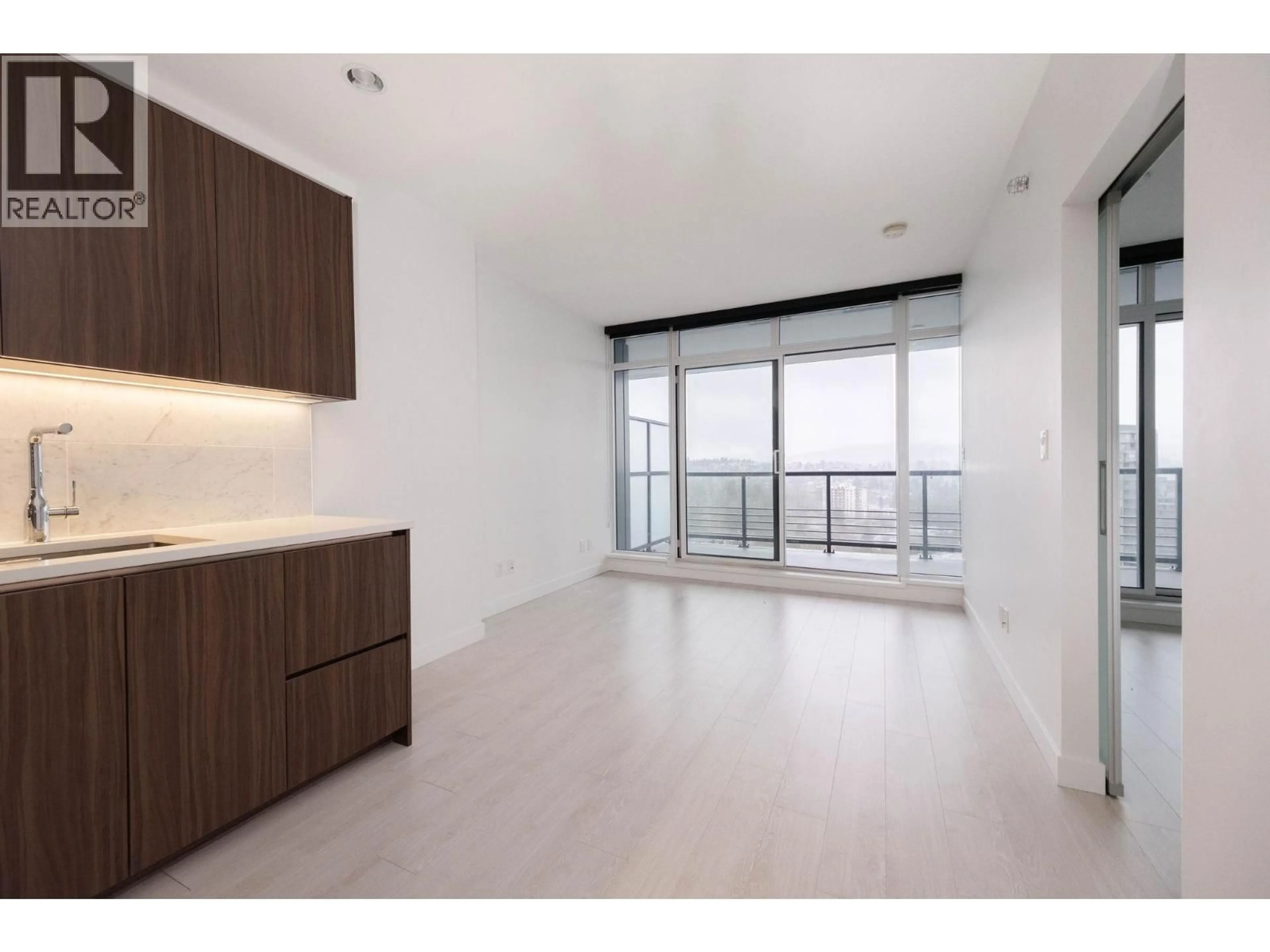 A pic of a room for 2508 - 4720 LOUGHEED HIGHWAY, Burnaby British Columbia V5C0M8