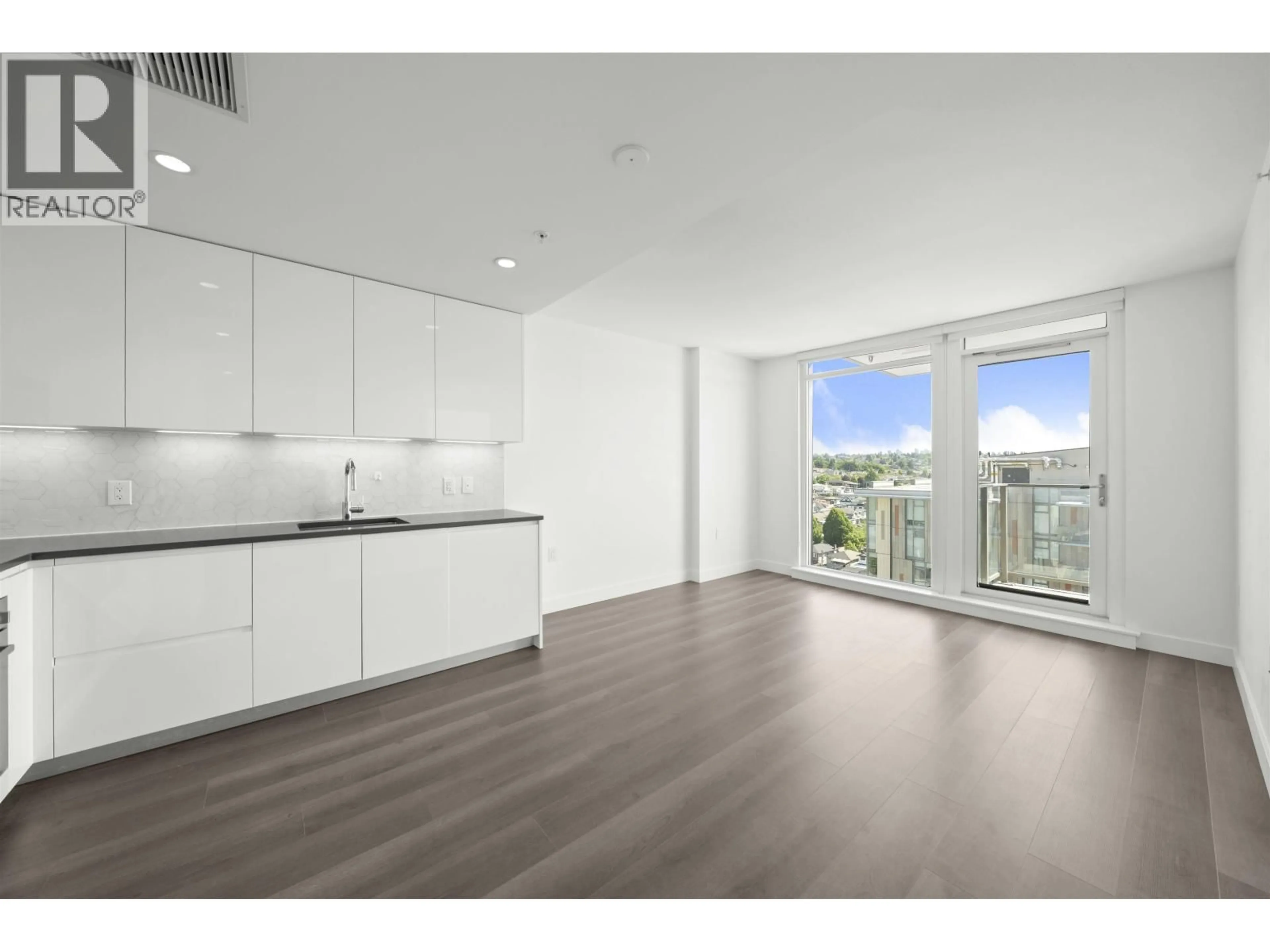 Unknown for 1501 - 8188 FRASER STREET, Vancouver British Columbia V5X0J8