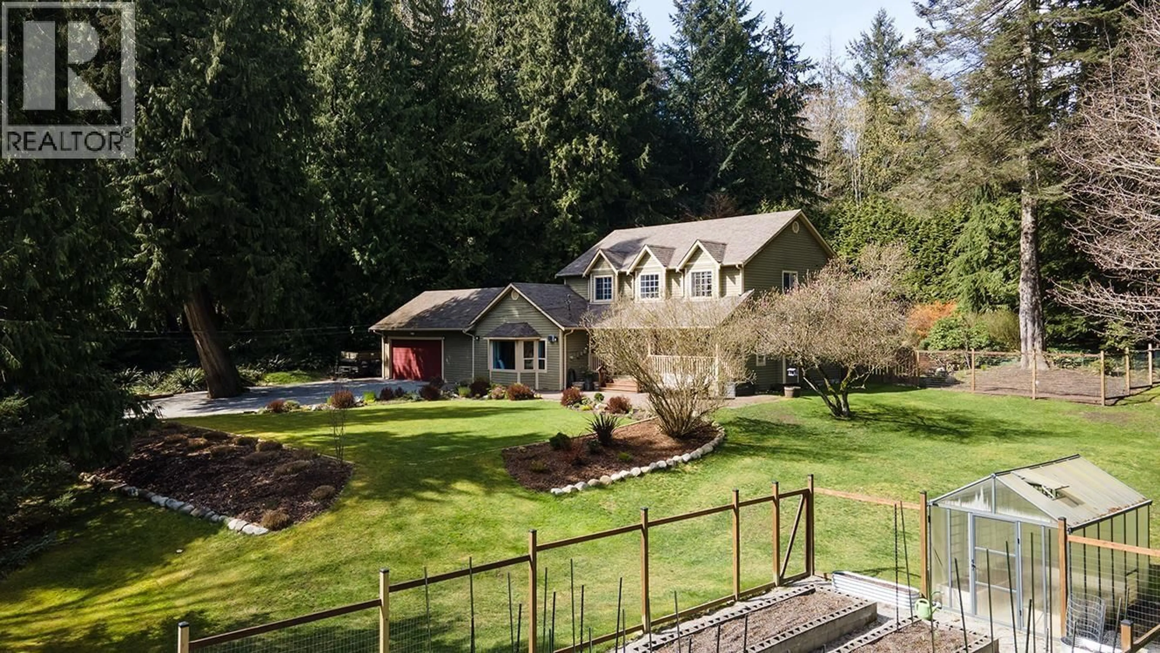 A pic from outside/outdoor area/front of a property/back of a property/a pic from drone, unknown for 1148 GOWER POINT ROAD, Gibsons British Columbia V0N1V3