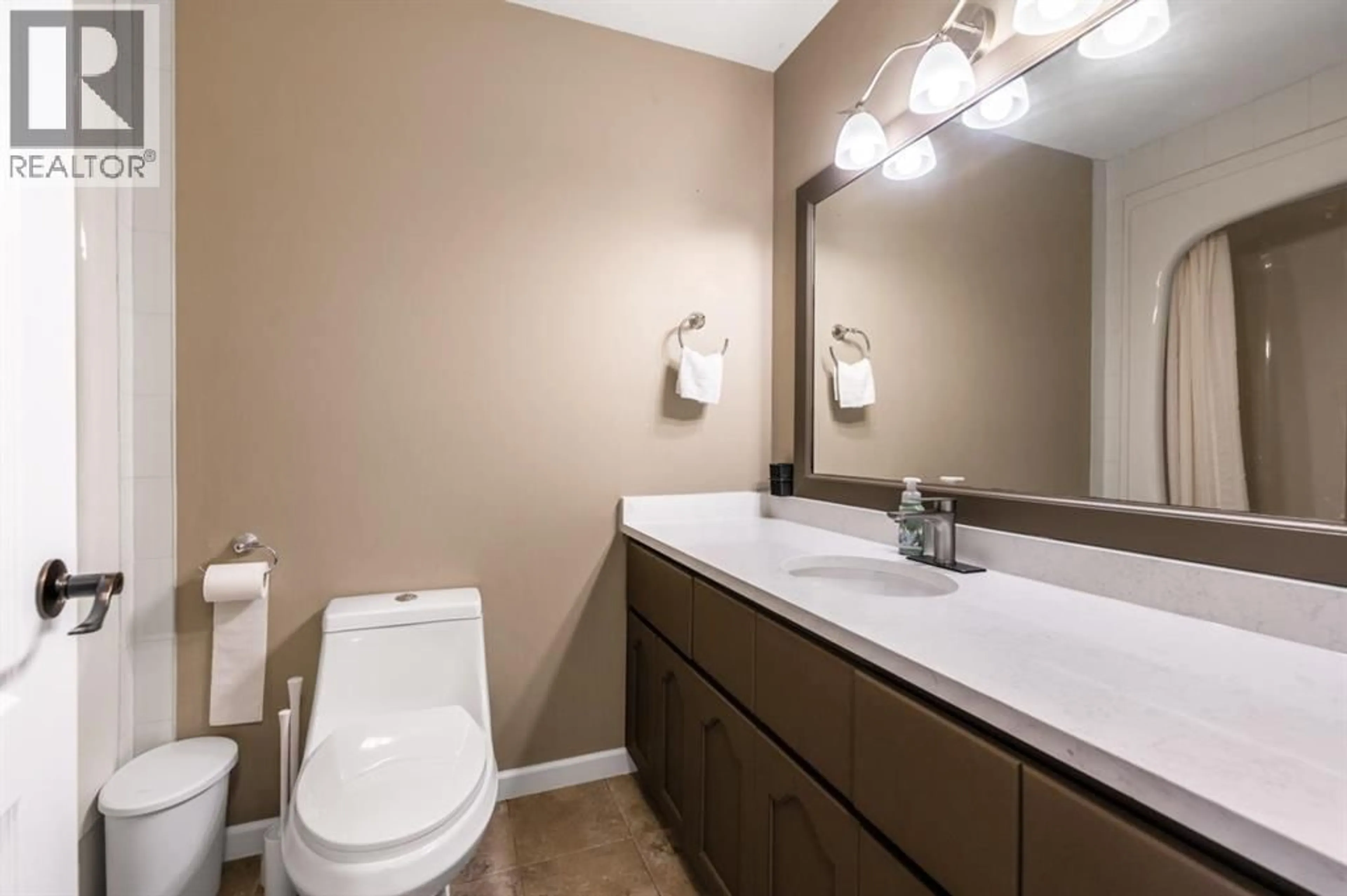 Standard bathroom, ceramic/tile floor for 12753 261 STREET, Maple Ridge British Columbia V2W1C3