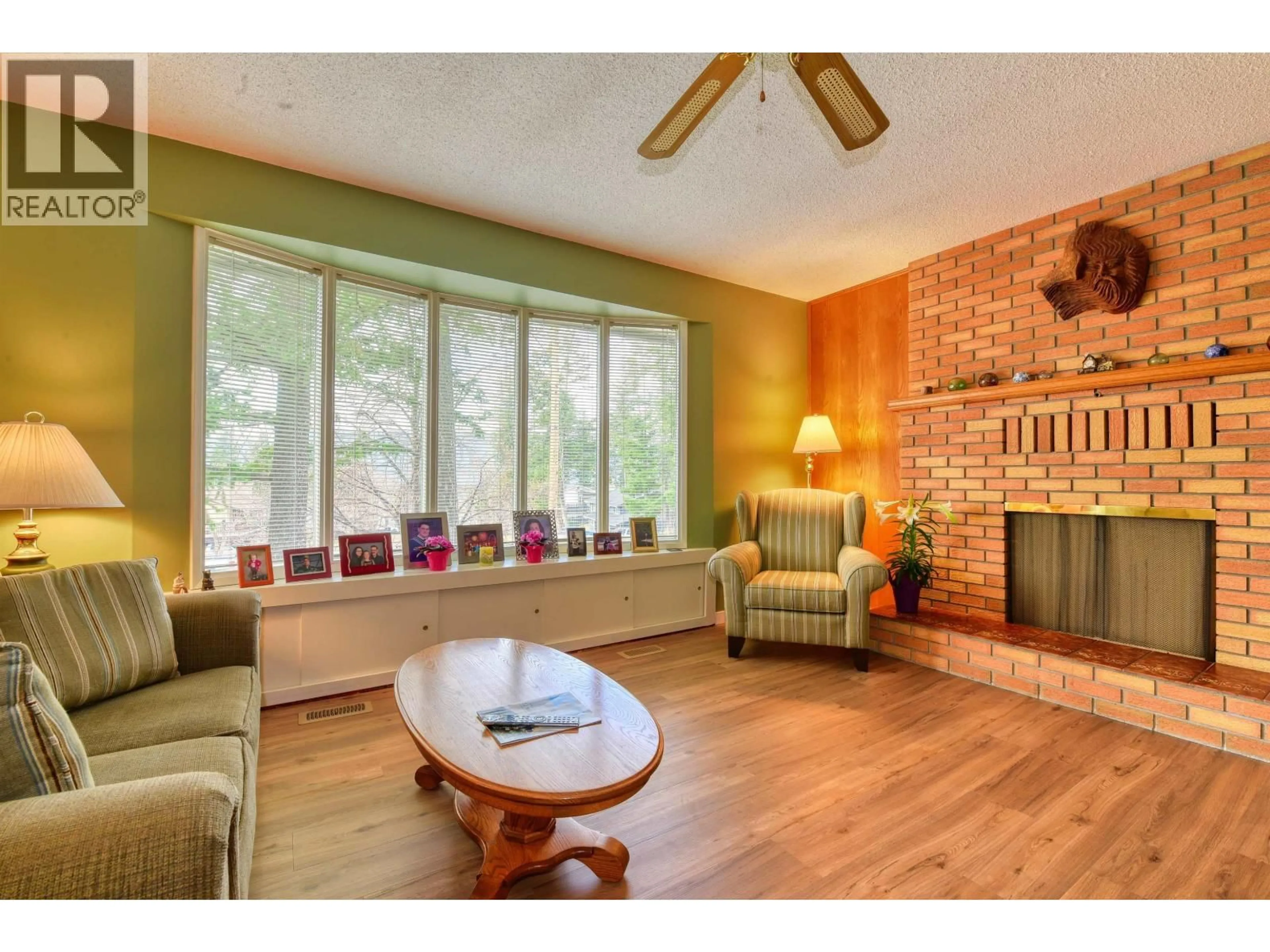 Living room with furniture, unknown for 1220 CLARKE AVENUE, Williams Lake British Columbia V2G2N5