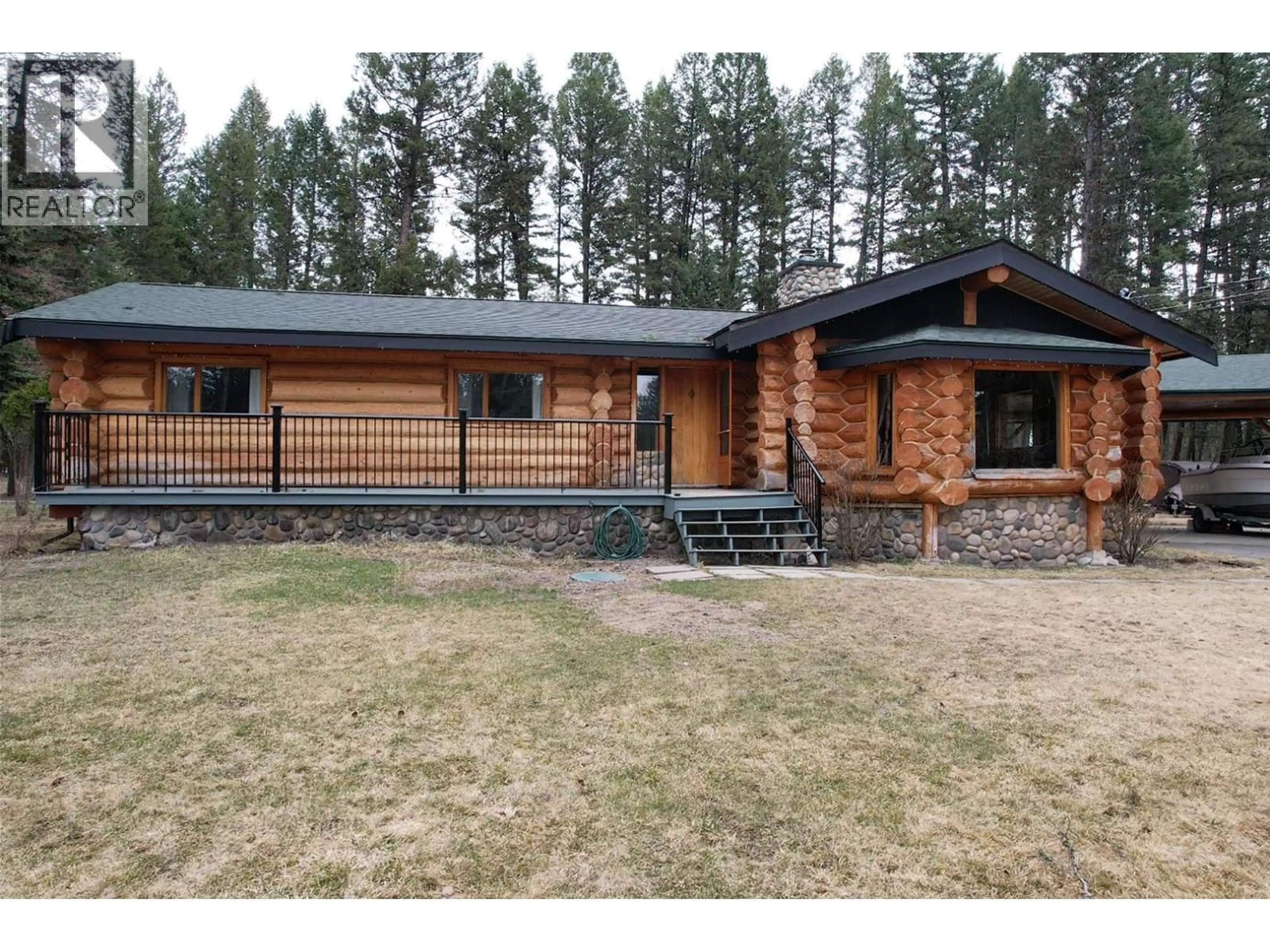 Home with vinyl exterior material, unknown for 5007 CANIUM COURT, 108 Mile Ranch British Columbia V0K2Z0