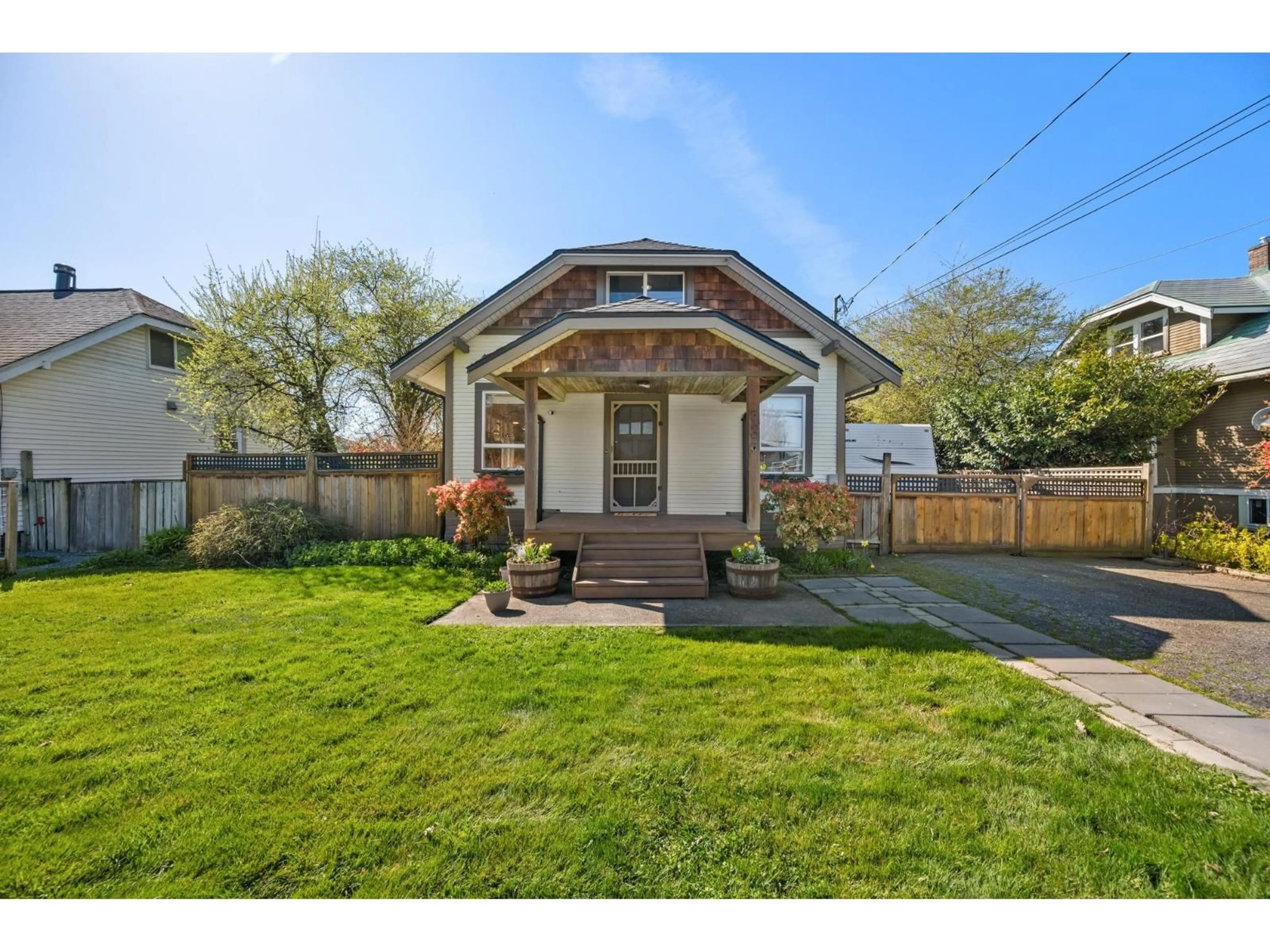 Unknown for 5695 RIVERSIDE STREET, Abbotsford British Columbia V4X1T4