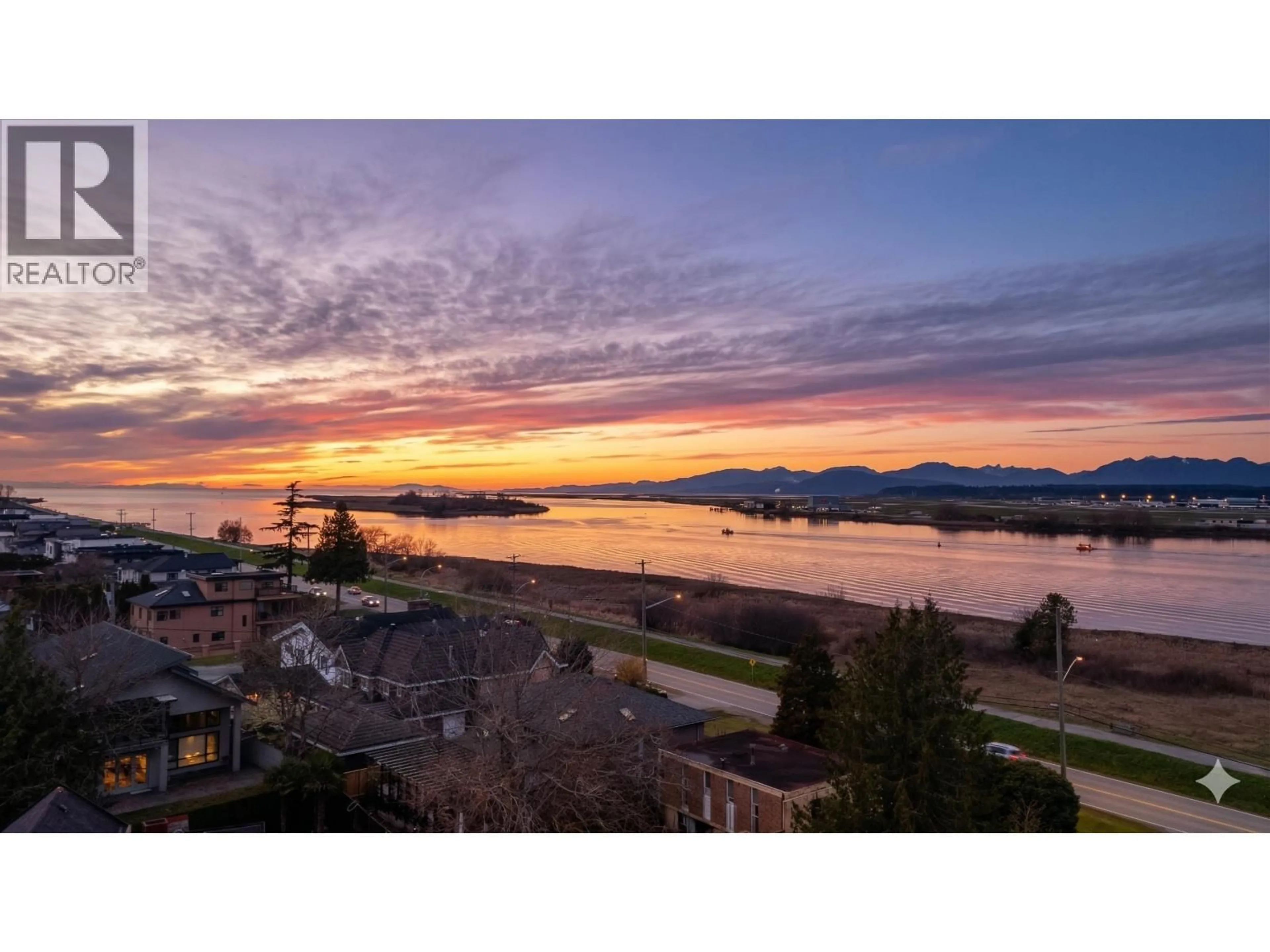 A pic from outside/outdoor area/front of a property/back of a property/a pic from drone, water/lake/river/ocean view for 5711 RIVERDALE DRIVE, Richmond British Columbia V7C2E4