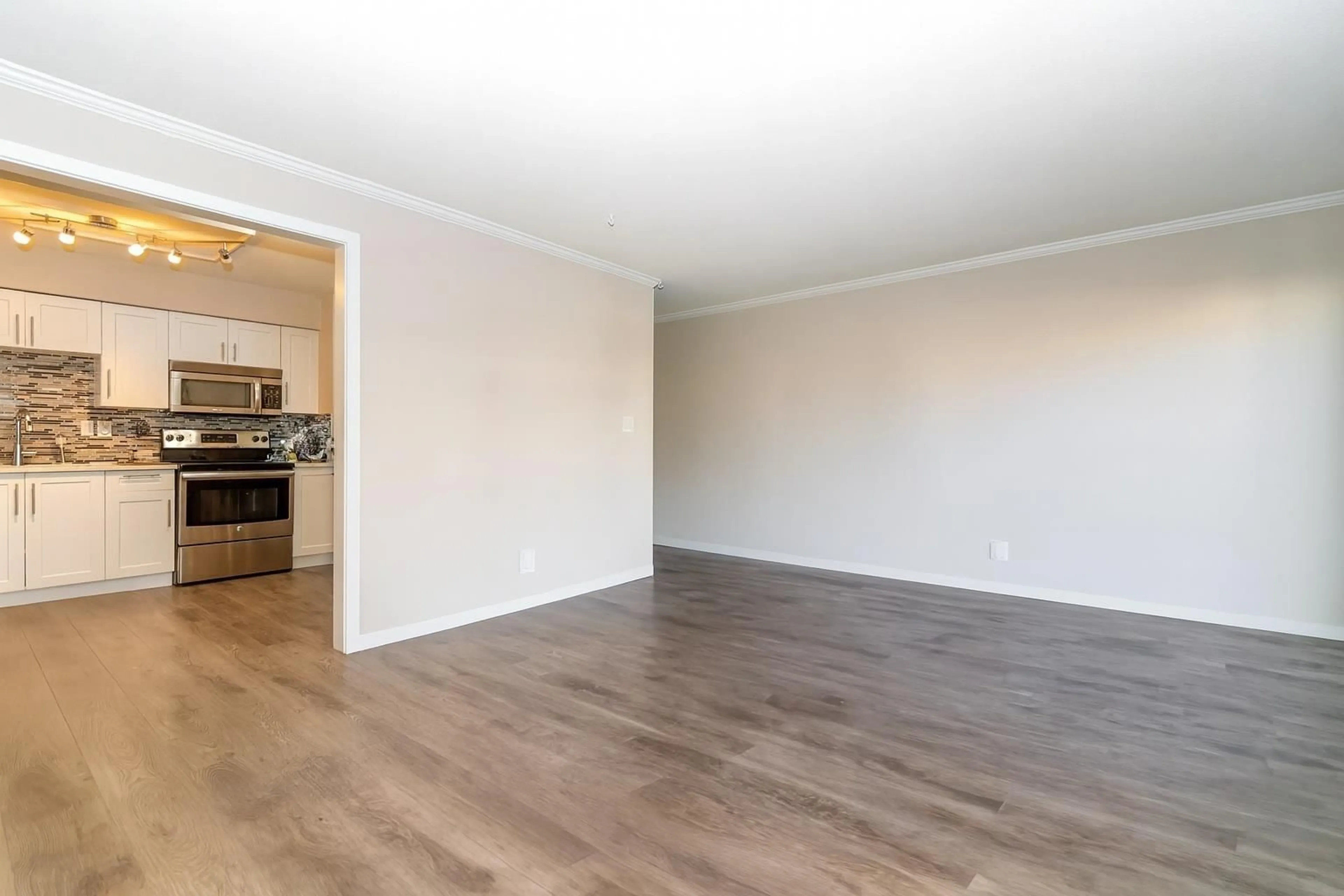 A pic of a room for 107 - 9417 NOWELL STREET, Chilliwack British Columbia V2P7M4