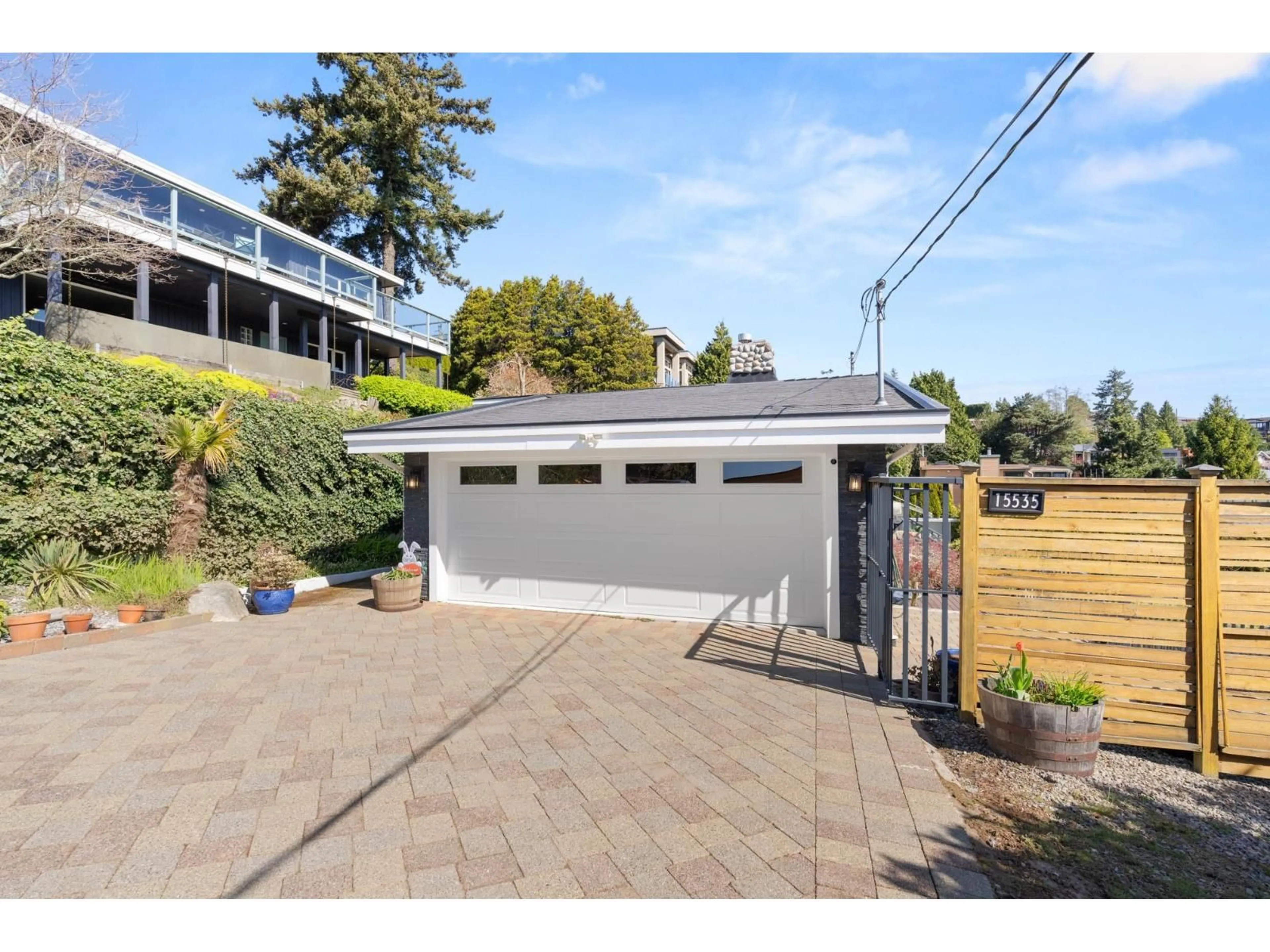 Unknown for 15535 ROYAL AVENUE, White Rock British Columbia V4B1N5