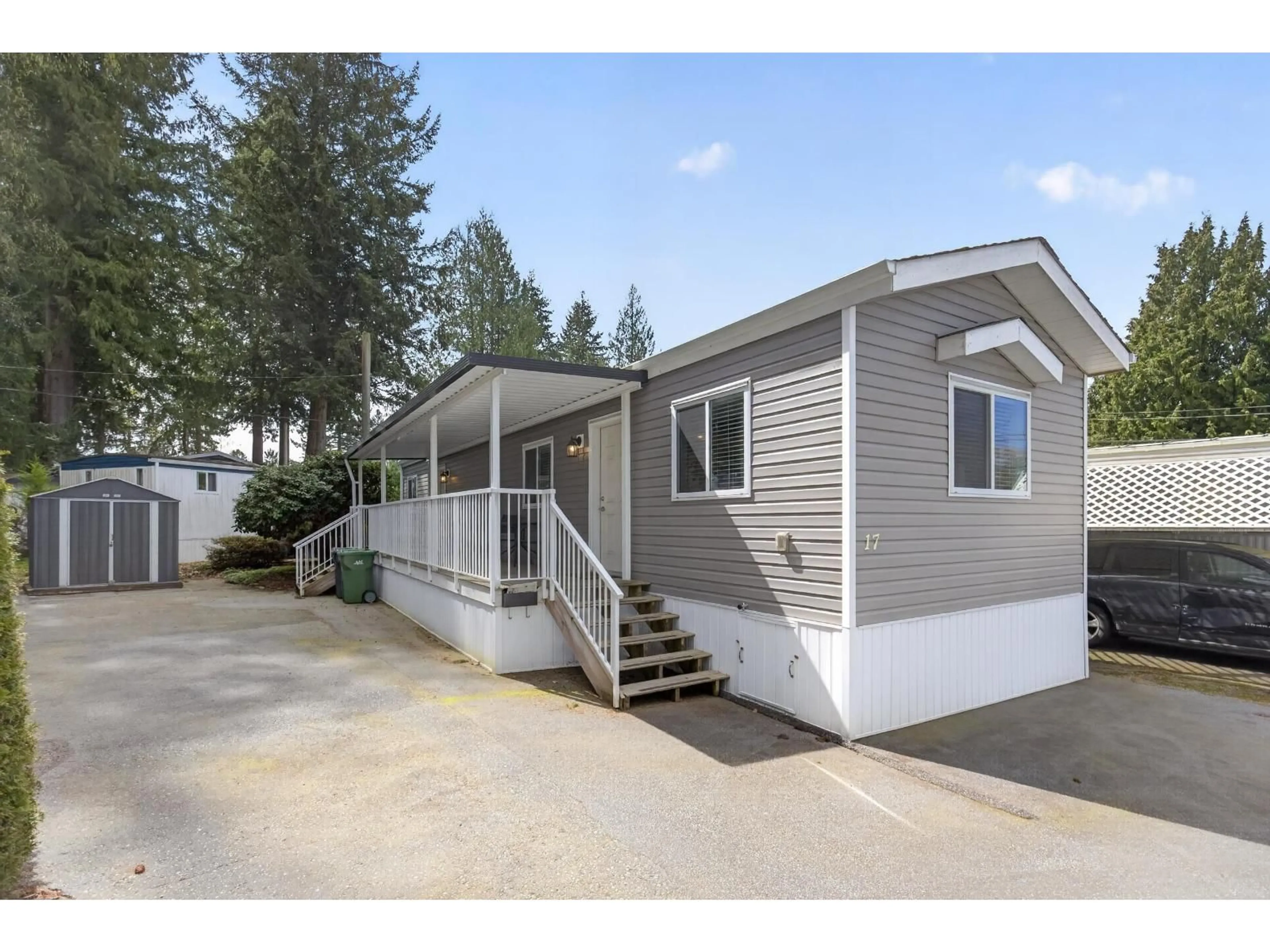 Home with vinyl exterior material, street for 17 - 24330 FRASER HIGHWAY, Langley British Columbia V2Z1N2