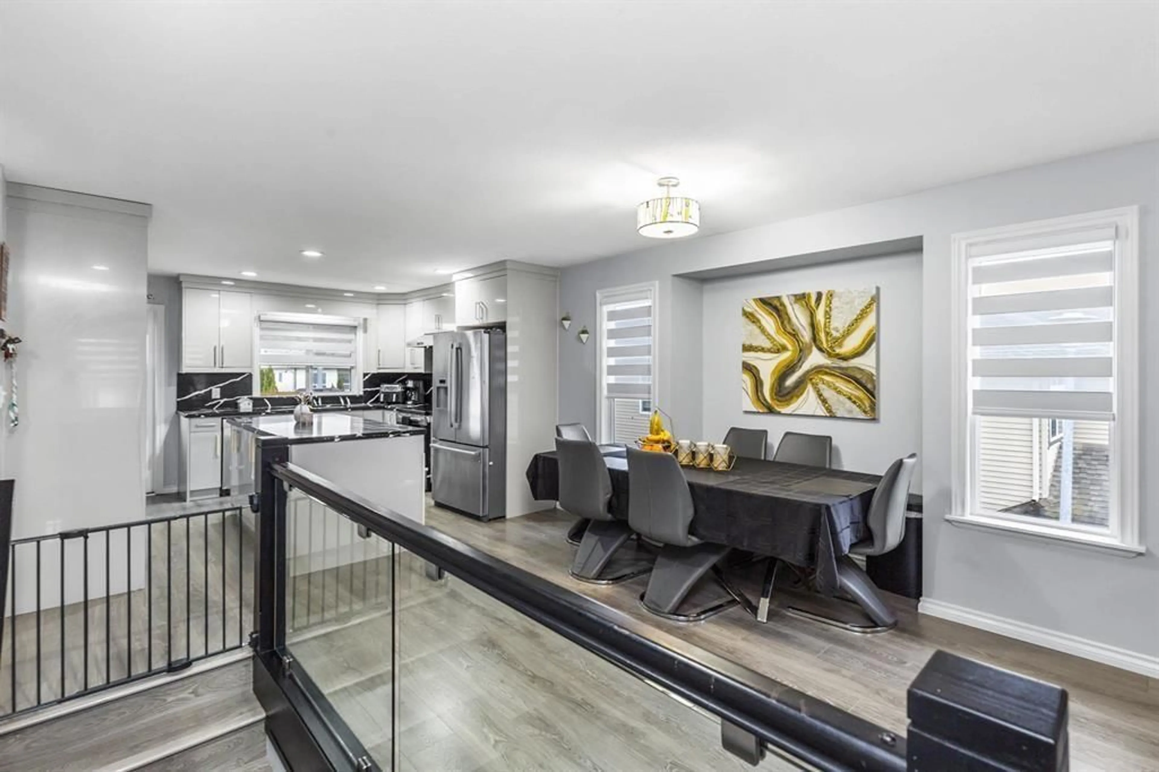 Open concept kitchen, unknown for 34795 1 AVENUE, Abbotsford British Columbia V2S8C2