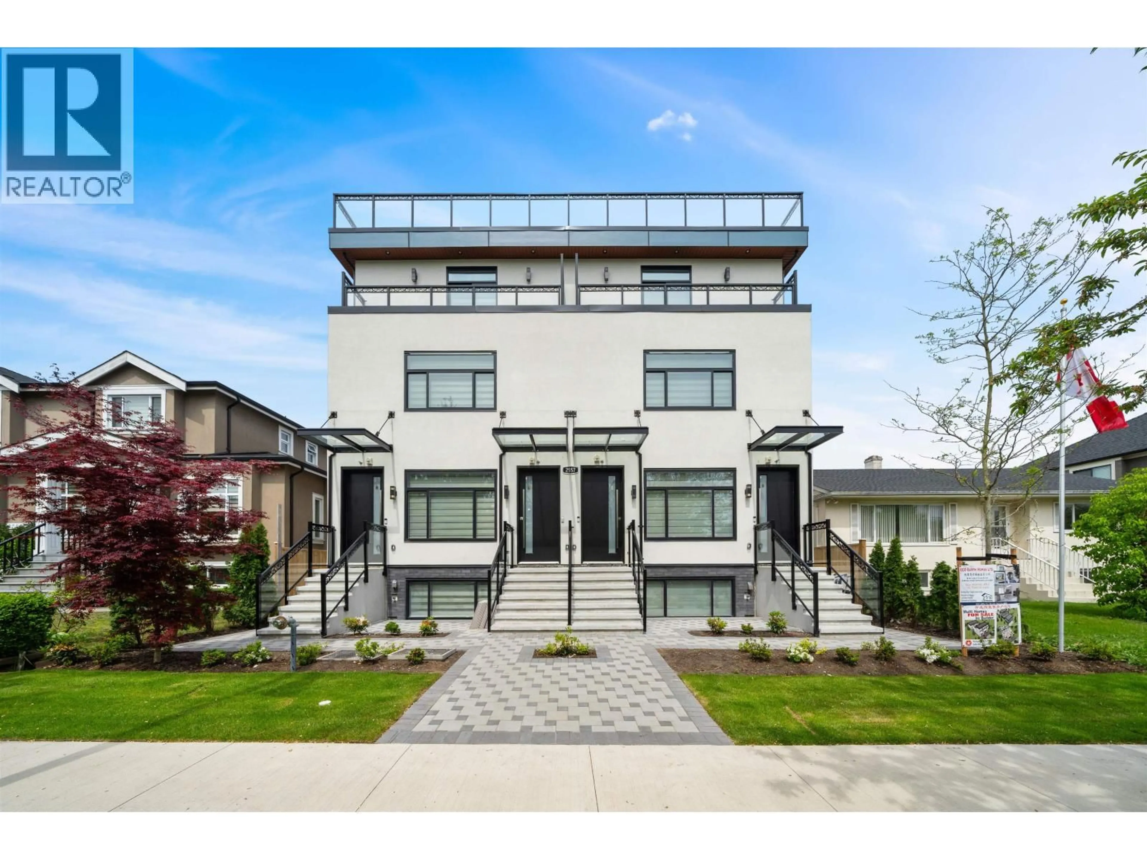 Unknown for 2 - 2559 KING EDWARD AVENUE, Vancouver British Columbia V6L1T5