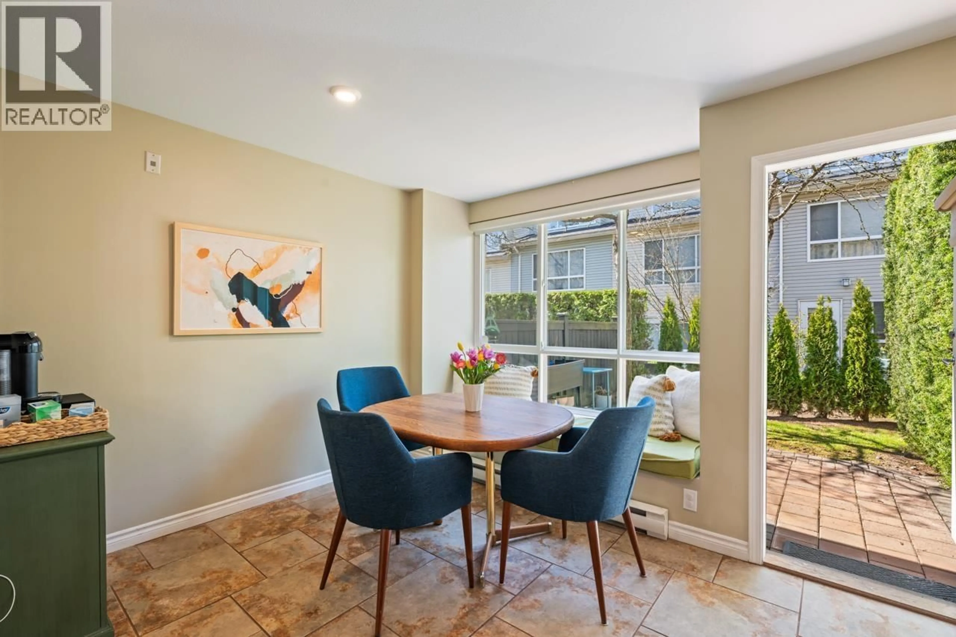 Dining room, ceramic/tile floor for 7350 HAWTHORNE TERRACE, Burnaby British Columbia V5E4M4