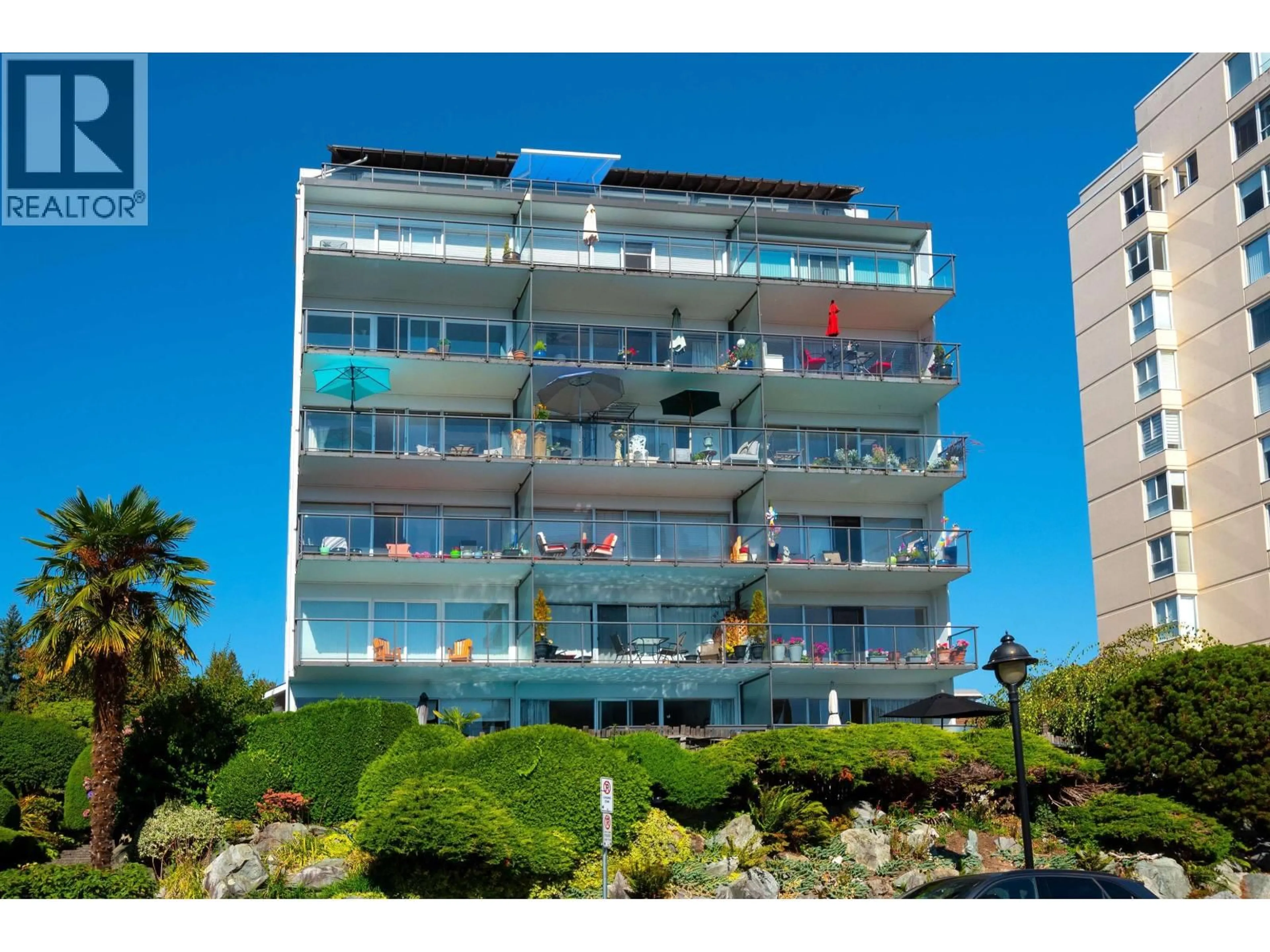 Balcony in the apartment, building for 303 - 1845 BELLEVUE AVENUE, West Vancouver British Columbia V7V1B2