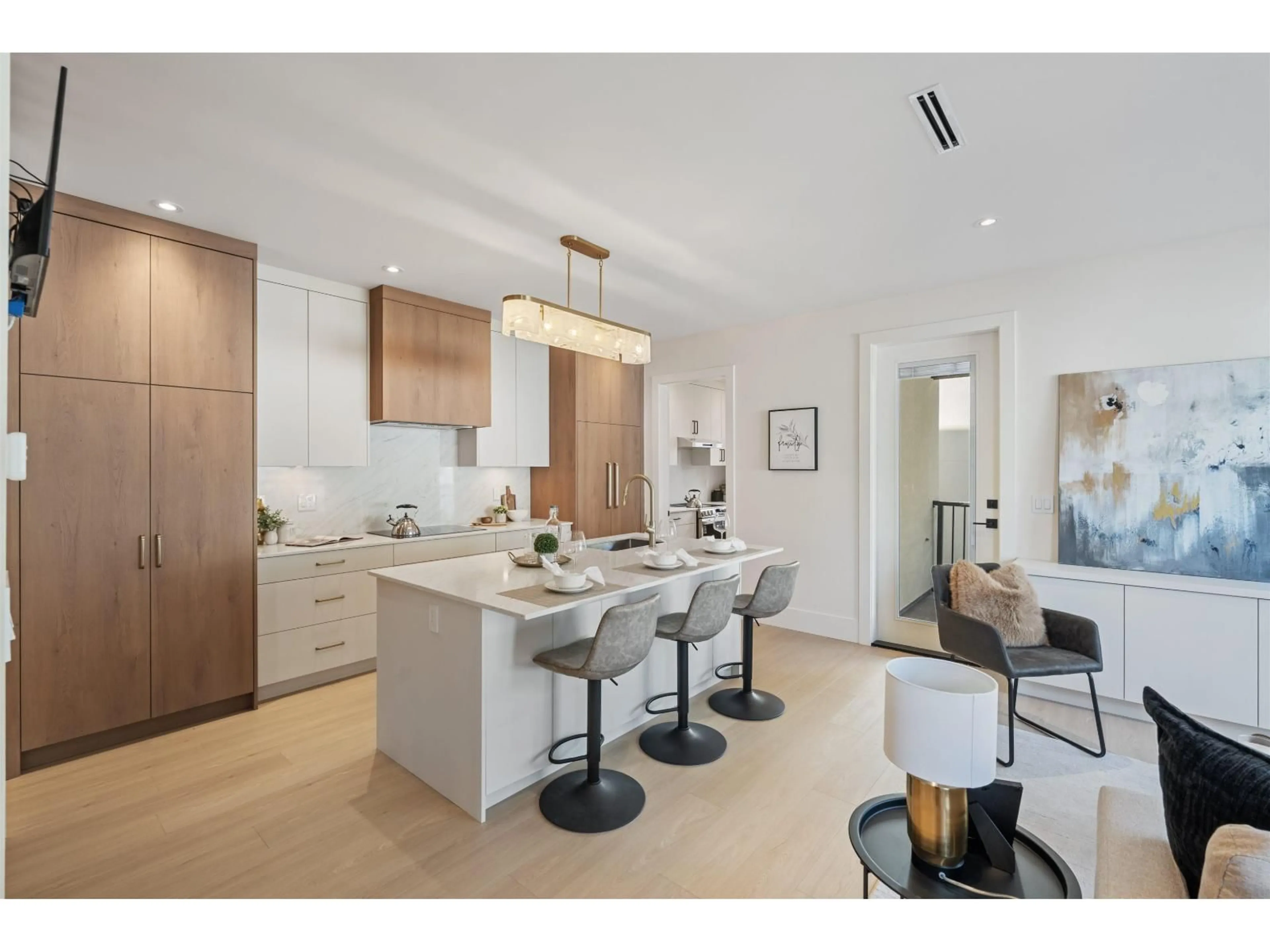 Open concept kitchen, unknown for 9359 119A STREET, Delta British Columbia V4C6P4