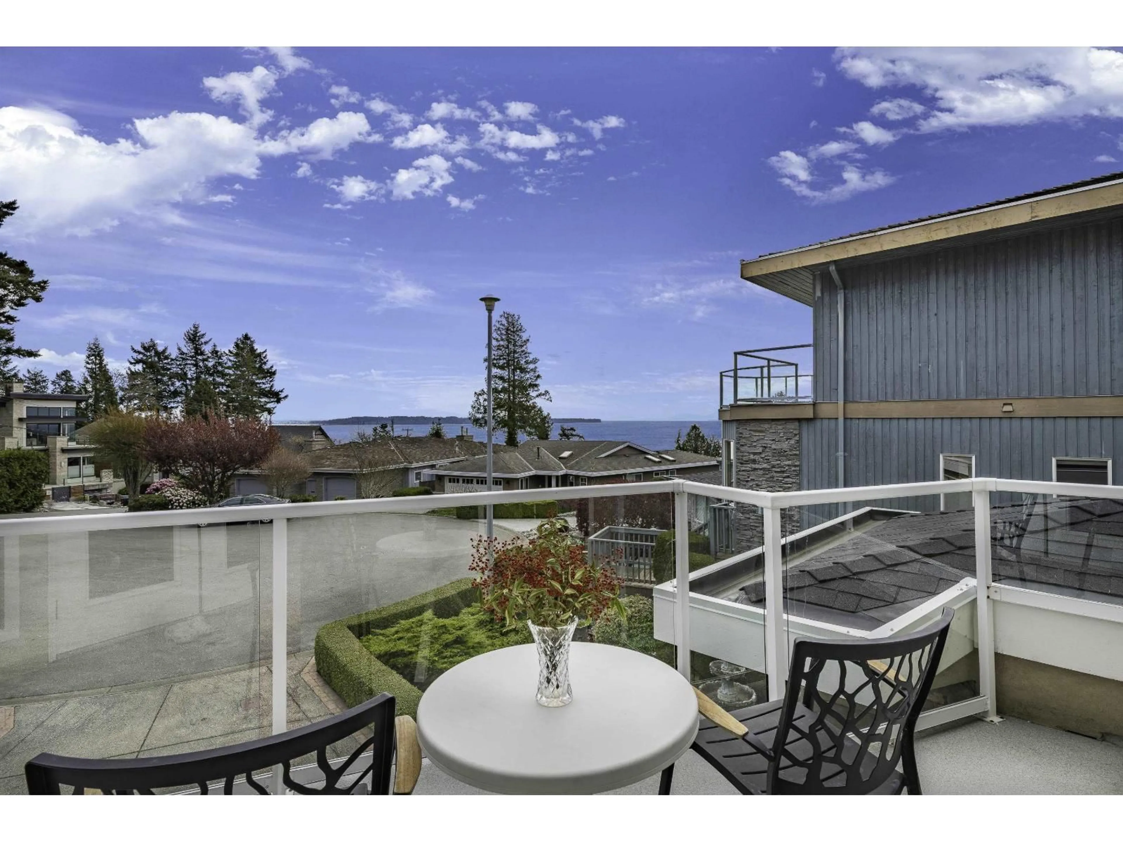 Patio, water/lake/river/ocean view for 1339 132B STREET, Surrey British Columbia V4A4C2