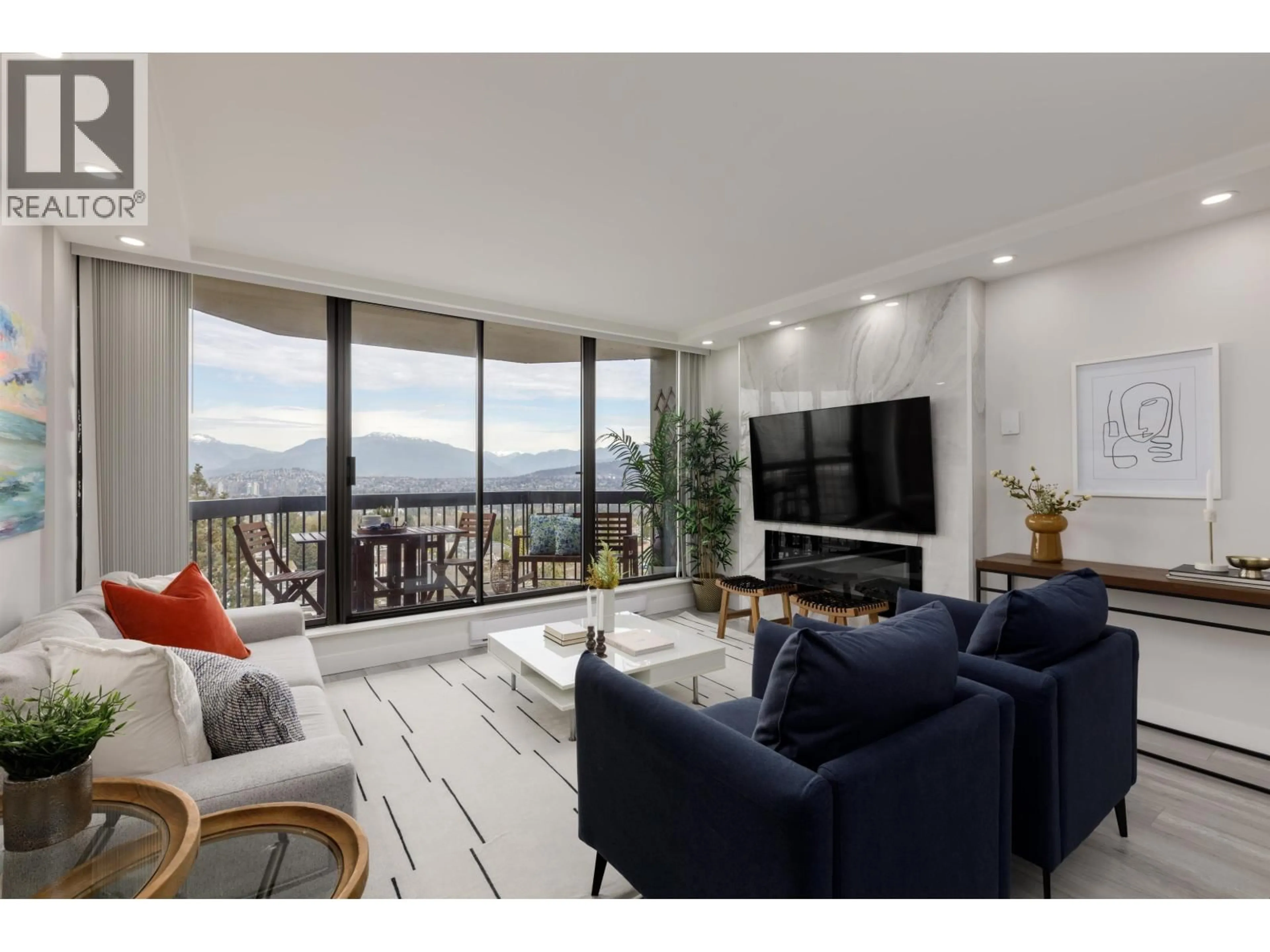 Living room with furniture, unknown for 1401 - 6540 BURLINGTON AVENUE, Burnaby British Columbia V5H4G3