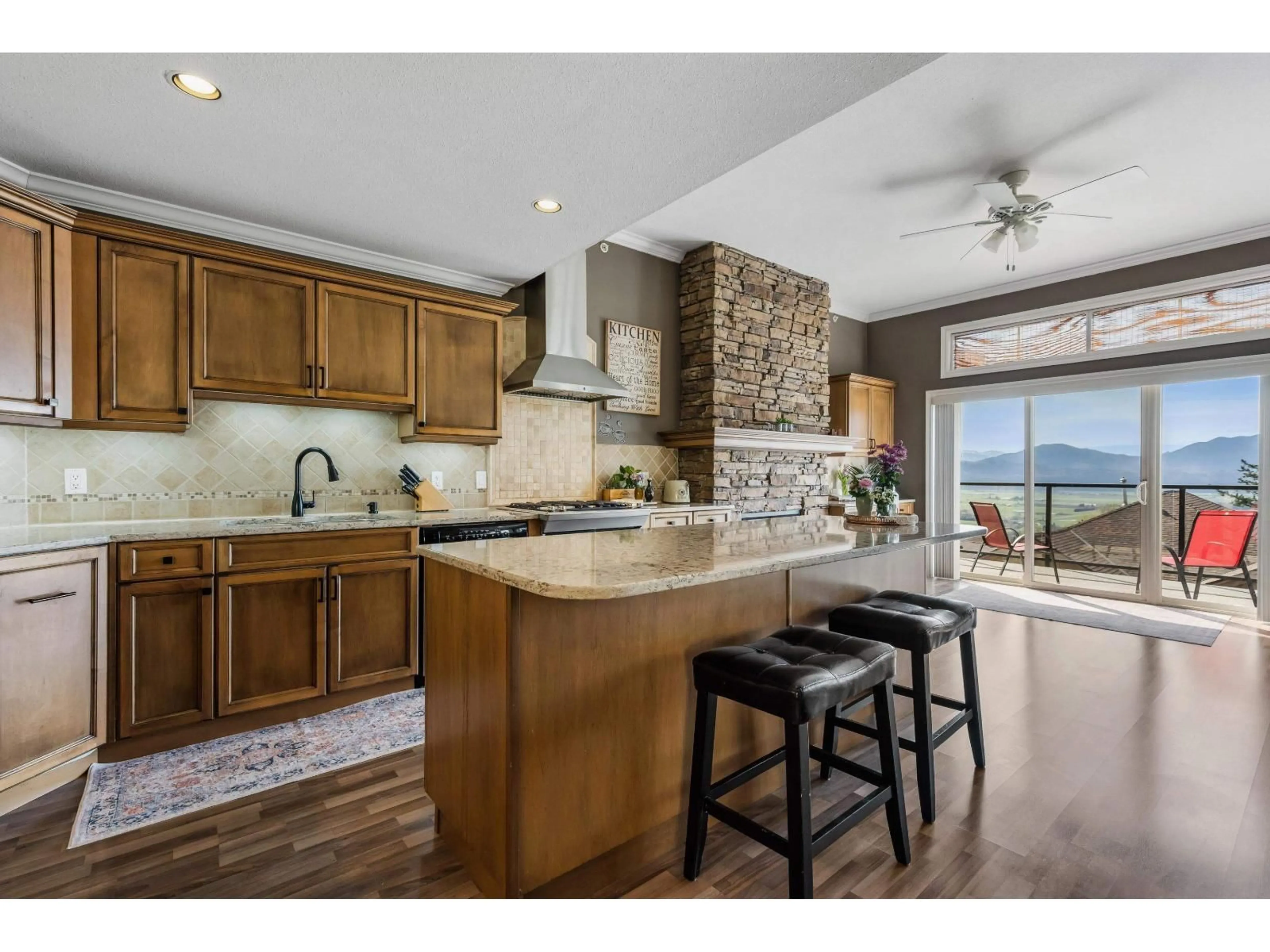 Open concept kitchen, ceramic/tile floor for 11 - 35931 EMPRESS DRIVE, Abbotsford British Columbia V3G2M8