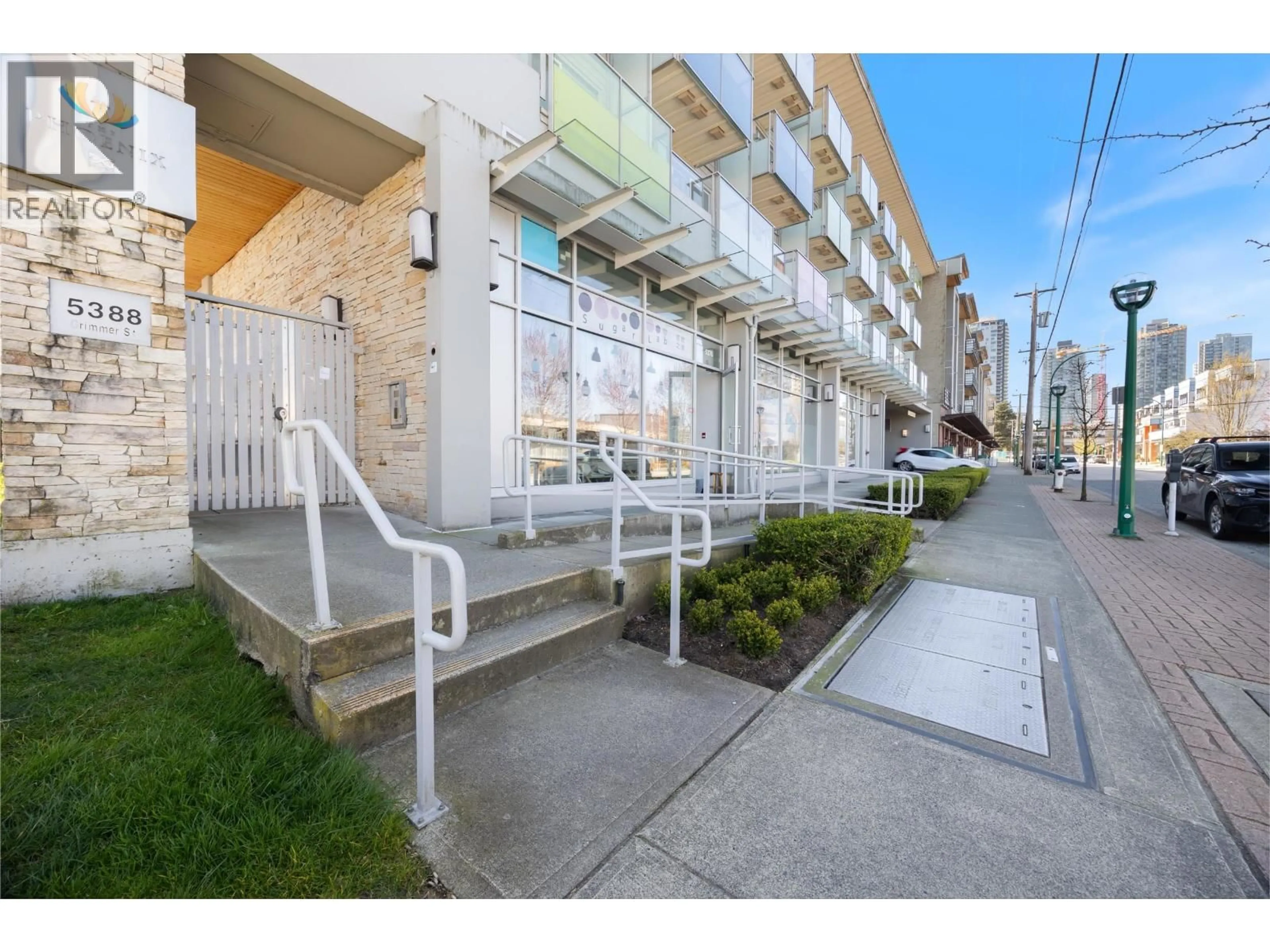Patio, street for 311 - 5388 GRIMMER STREET, Burnaby British Columbia V5H0B9
