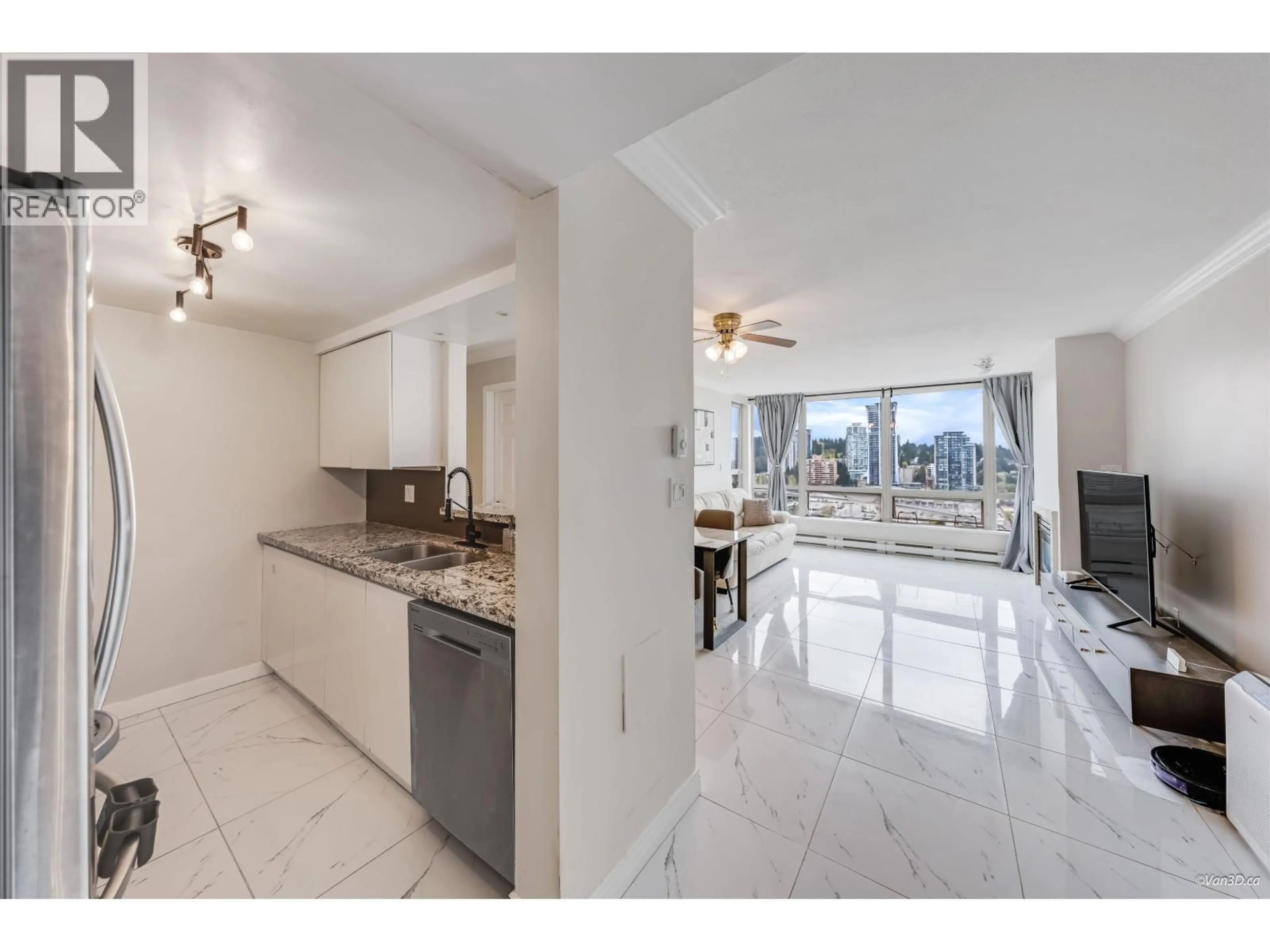 Open concept kitchen, ceramic/tile floor for 2401 - 9603 MANCHESTER DRIVE, Burnaby British Columbia V3N4Y7