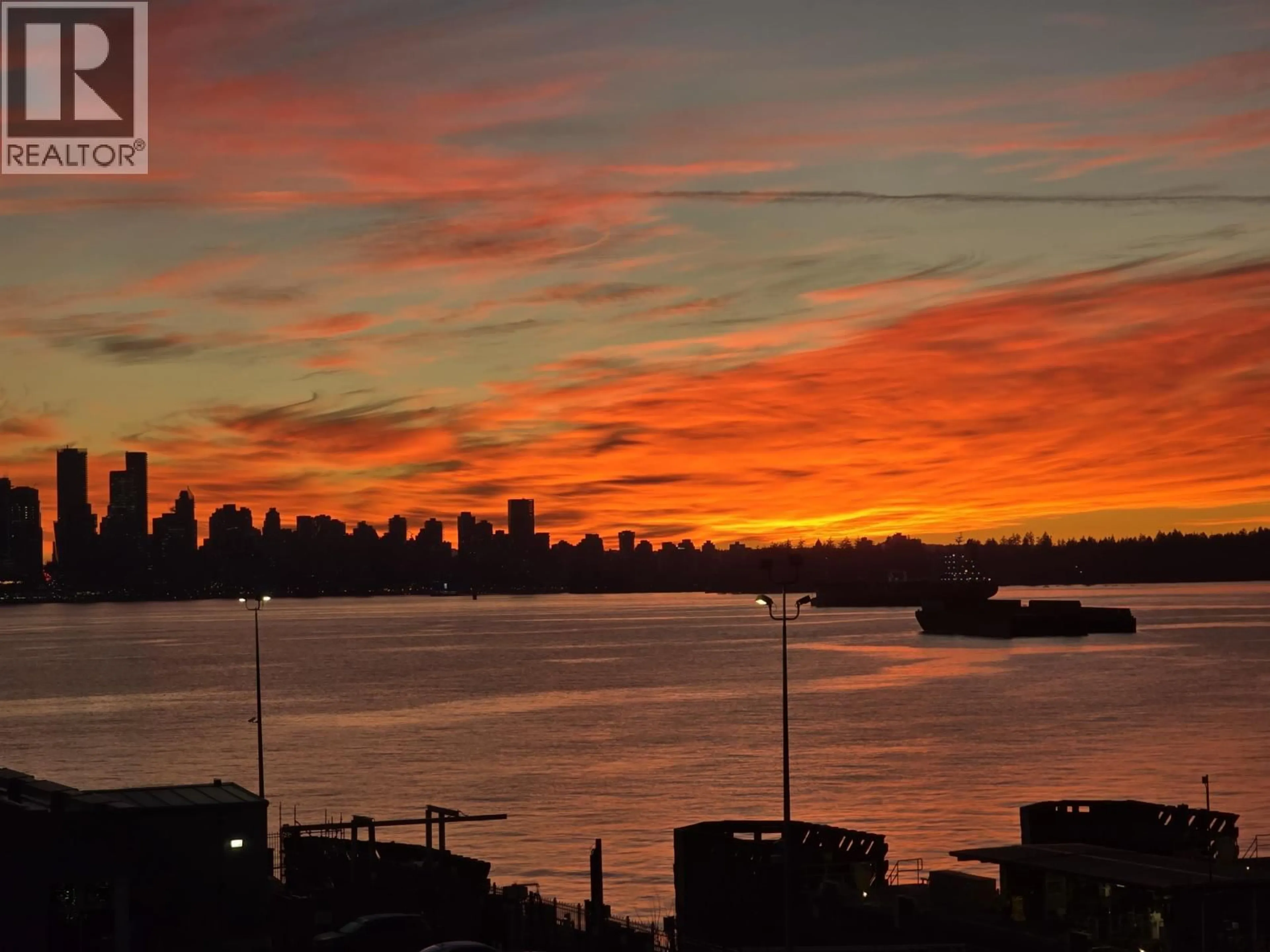 Blurry image for 209 - 168 CHADWICK COURT, North Vancouver British Columbia V7M3L4