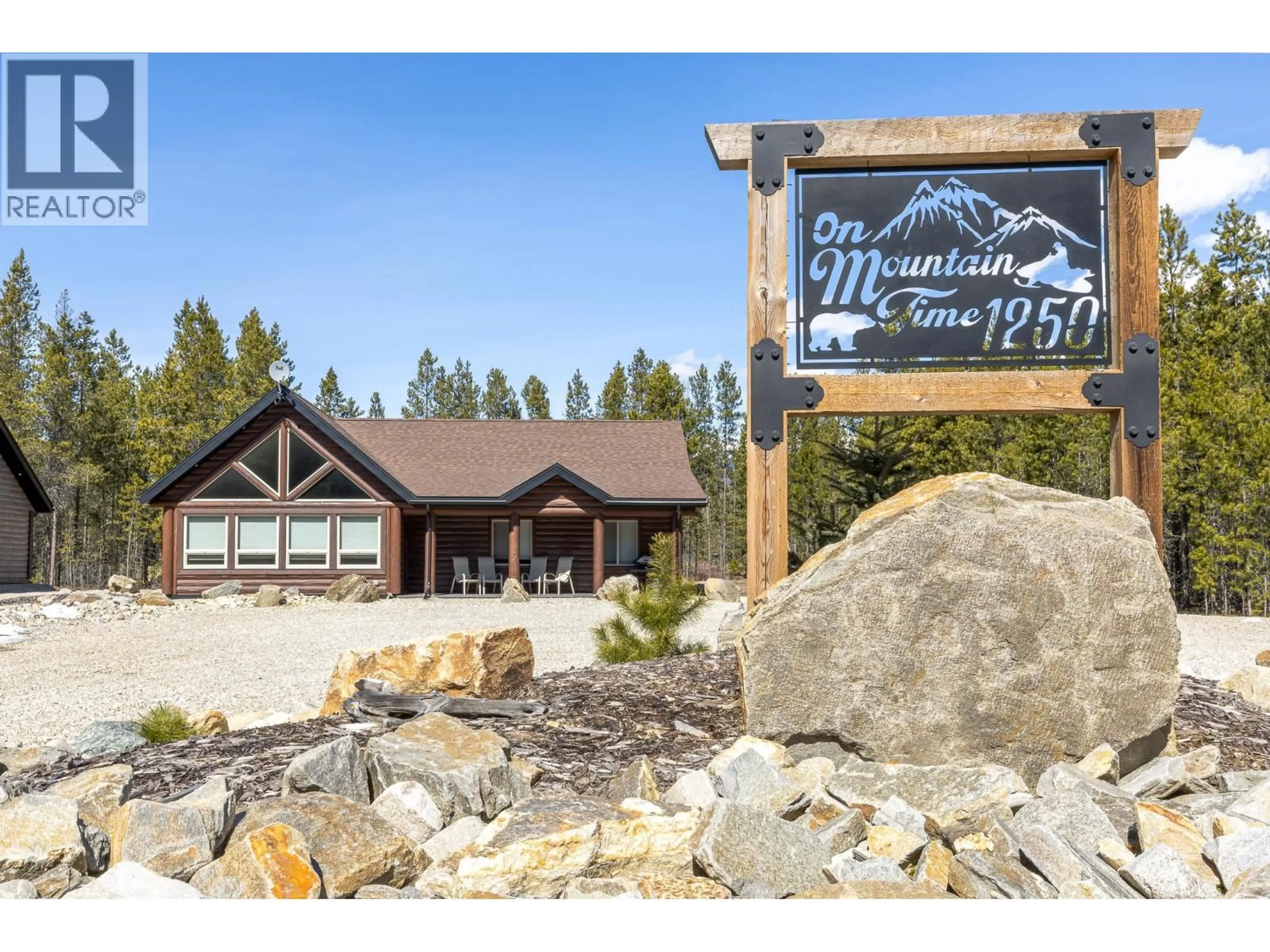 Unknown for 1250 FOWLER PLACE, Valemount British Columbia V0E2Z0