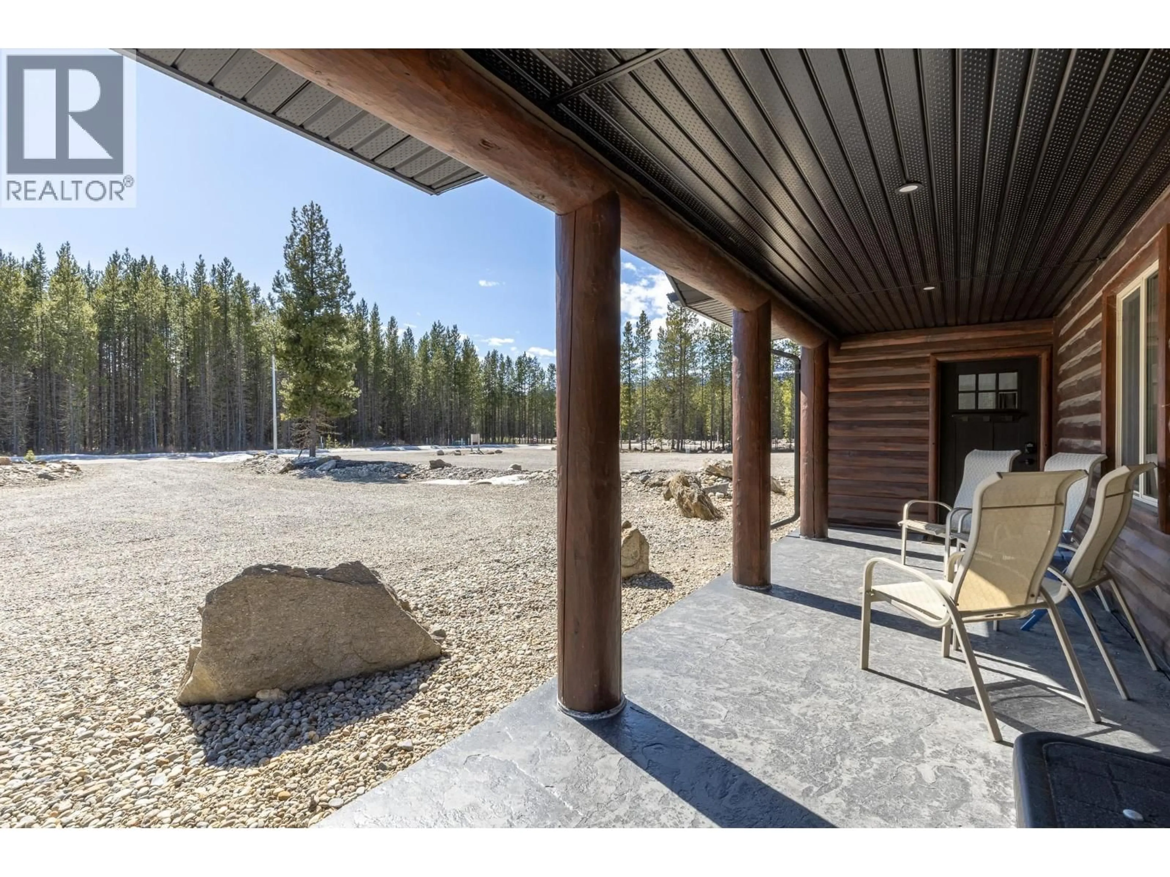 Patio, forest/trees view for 1250 FOWLER PLACE, Valemount British Columbia V0E2Z0