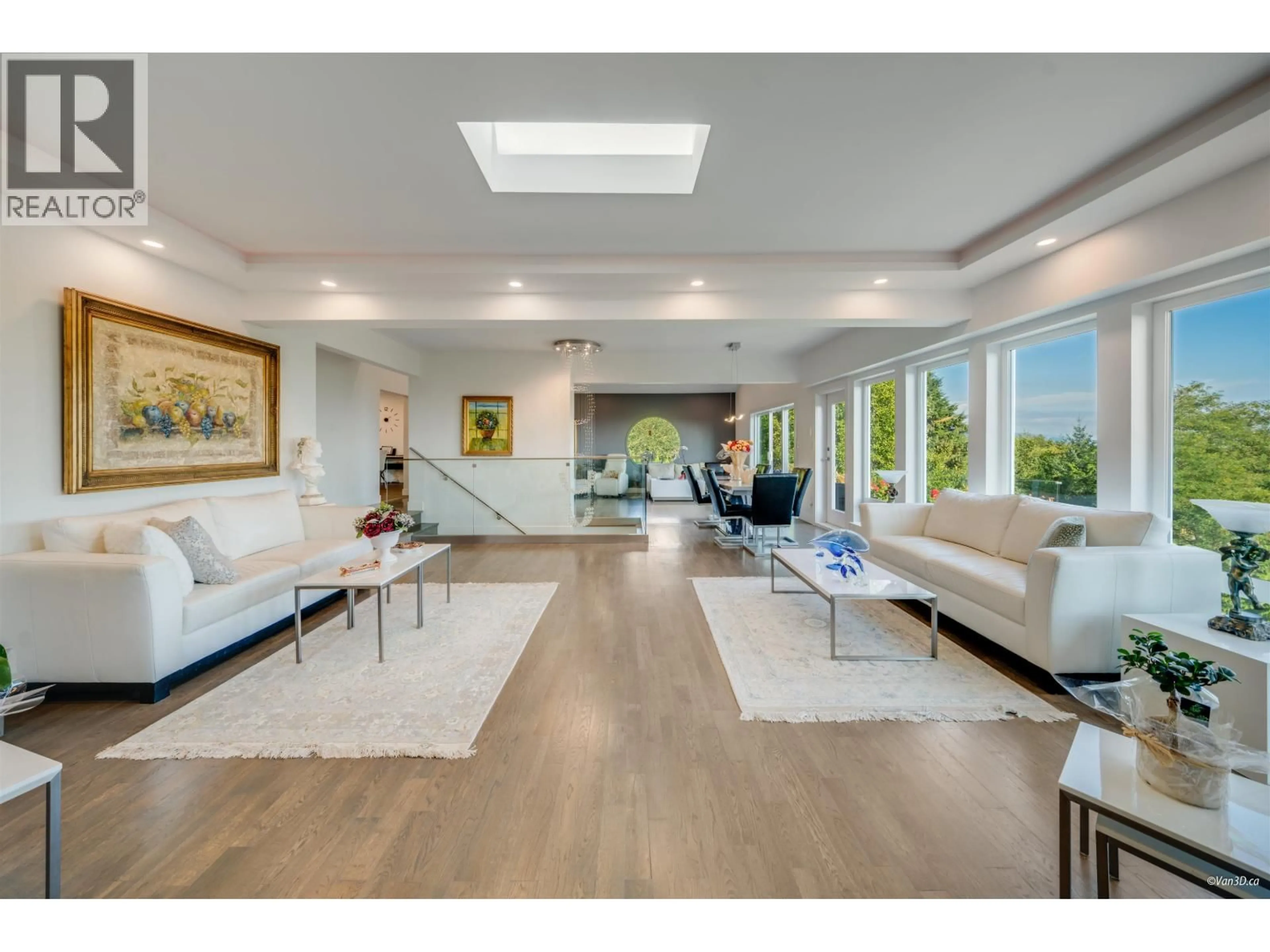 Living room with furniture, unknown for 1135 GROVELAND COURT, West Vancouver British Columbia V7S1Z7