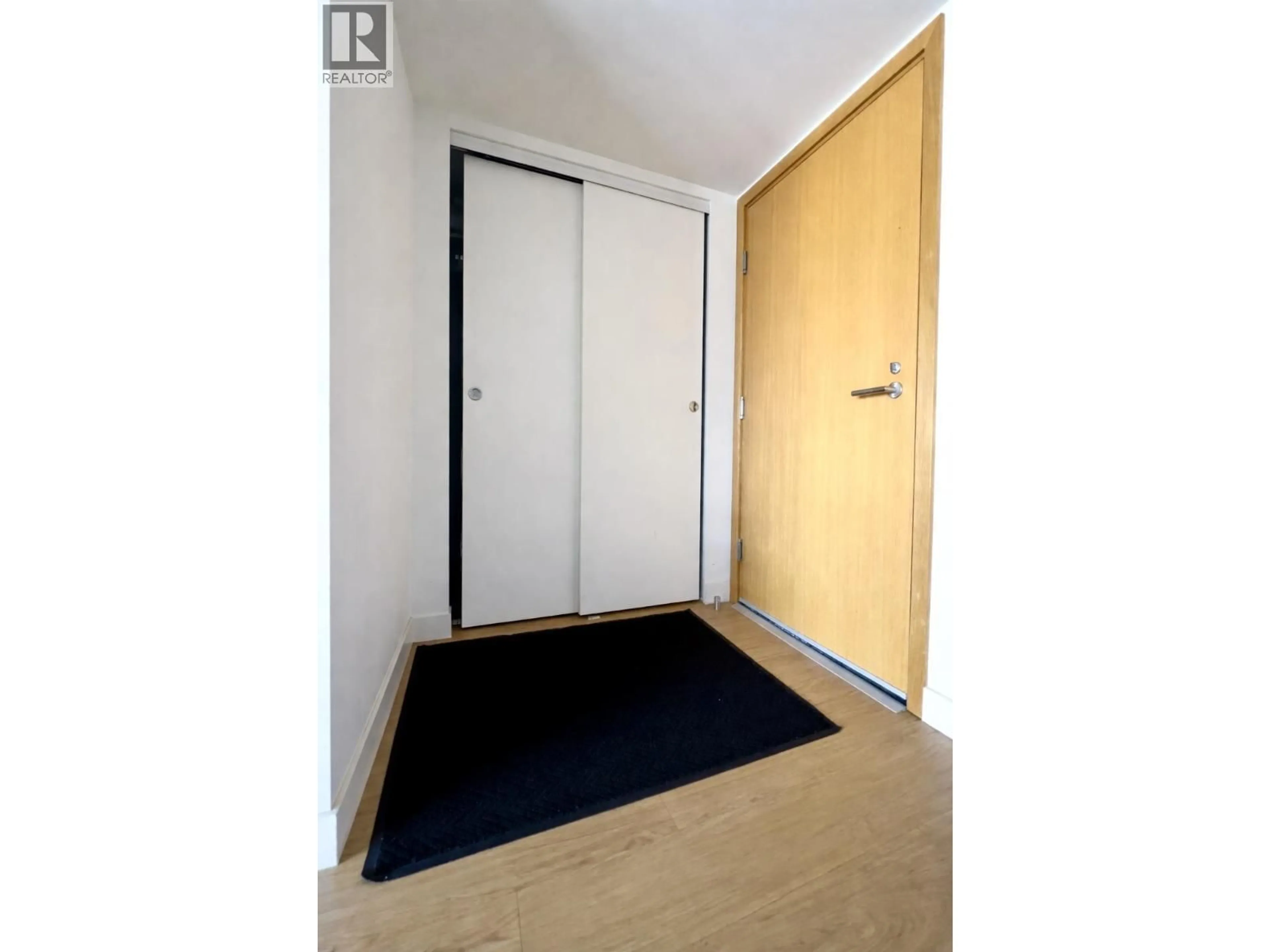 Unknown for 802 - 188 KEEFER STREET, Vancouver British Columbia V6A0E3