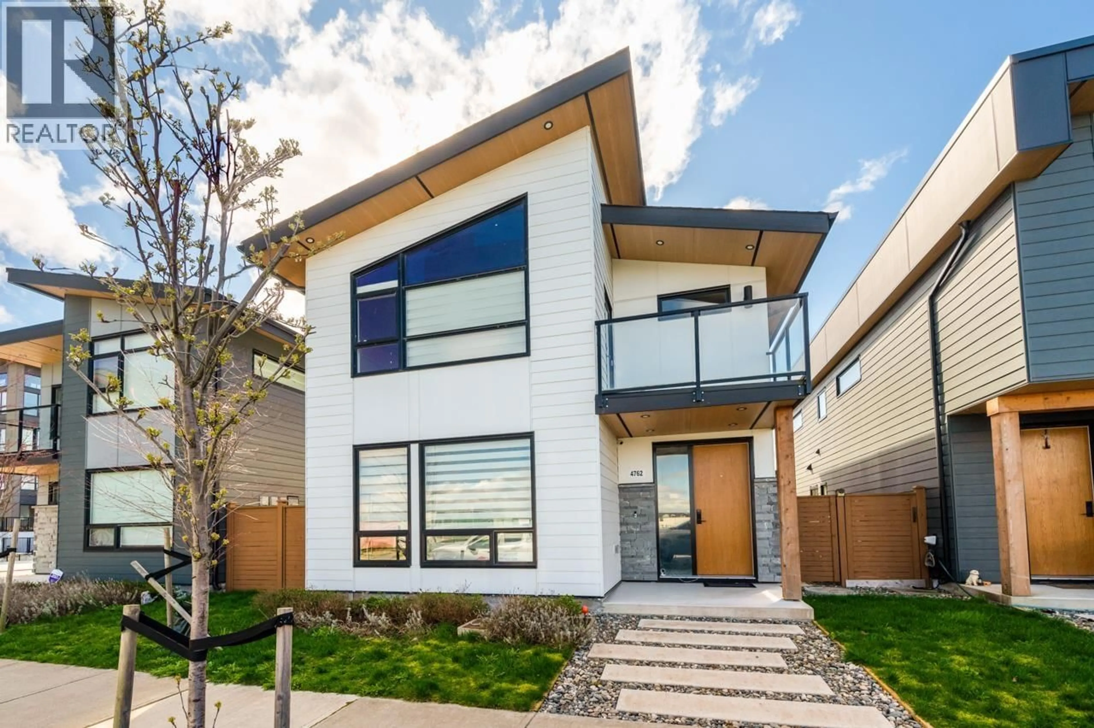 Home with brick exterior material, street for 4762 SPRUCE WAY, Tsawwassen British Columbia V4M0A8