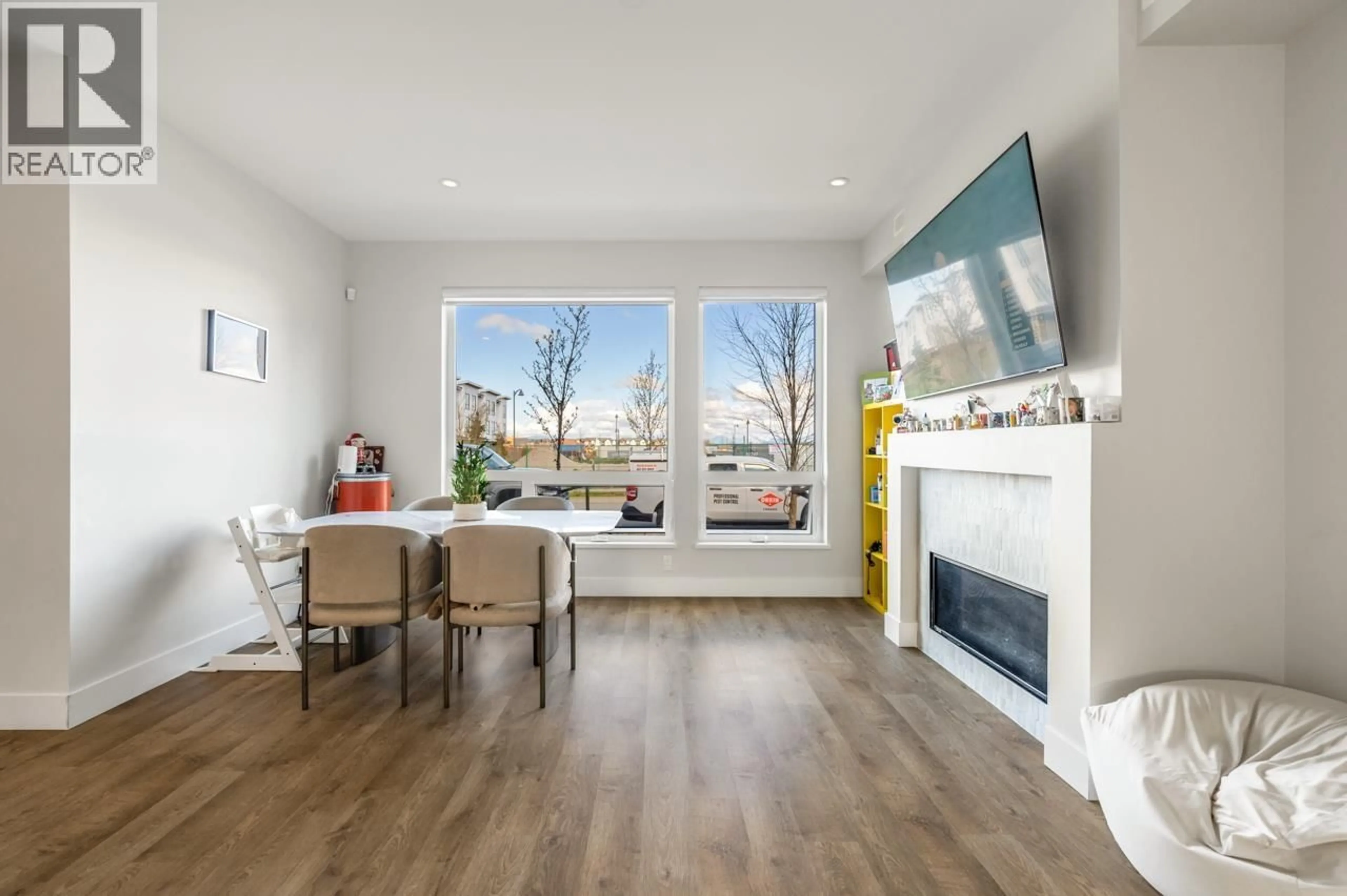 Unknown for 4762 SPRUCE WAY, Tsawwassen British Columbia V4M0A8