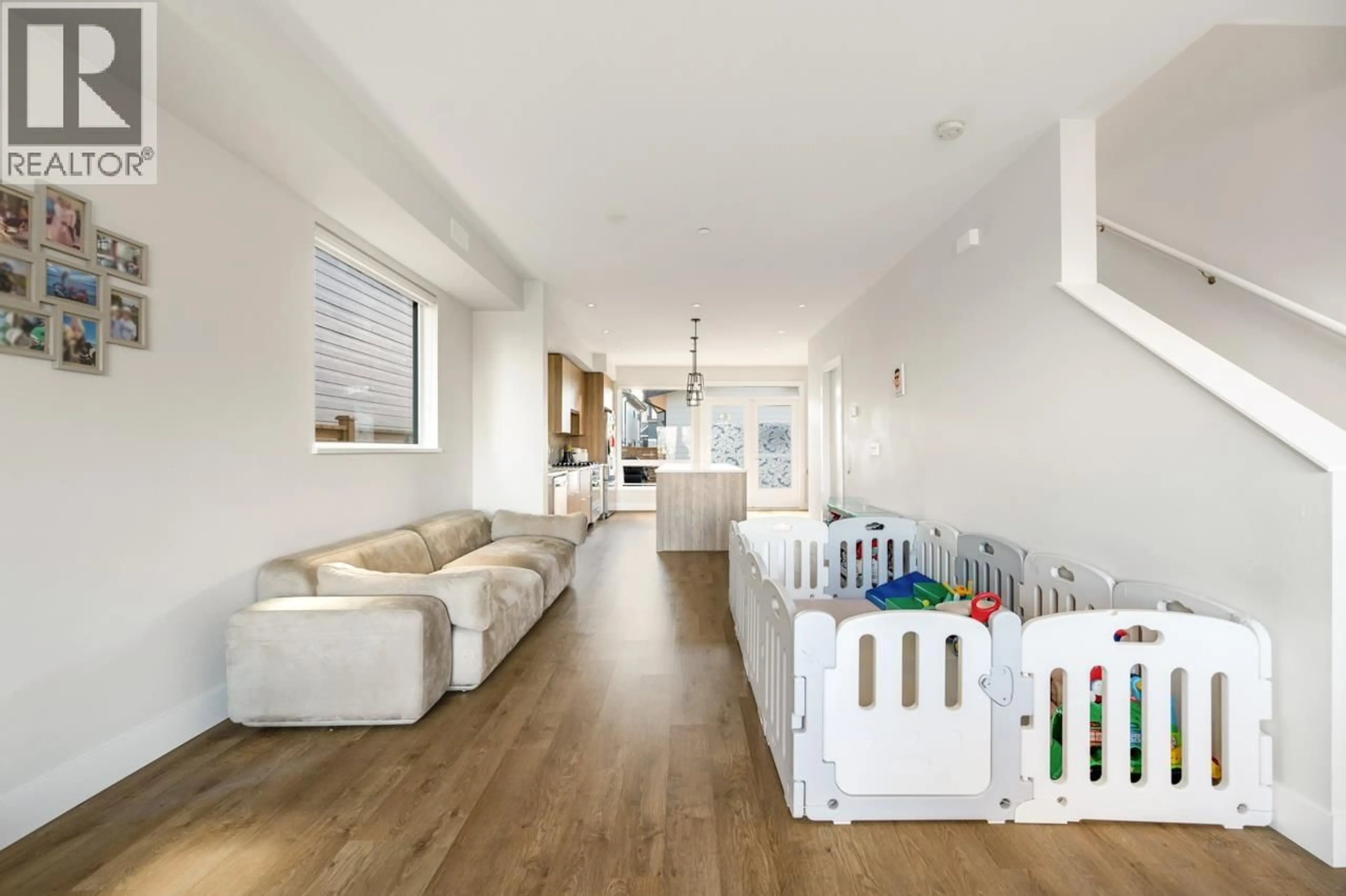 Unknown for 4762 SPRUCE WAY, Tsawwassen British Columbia V4M0A8