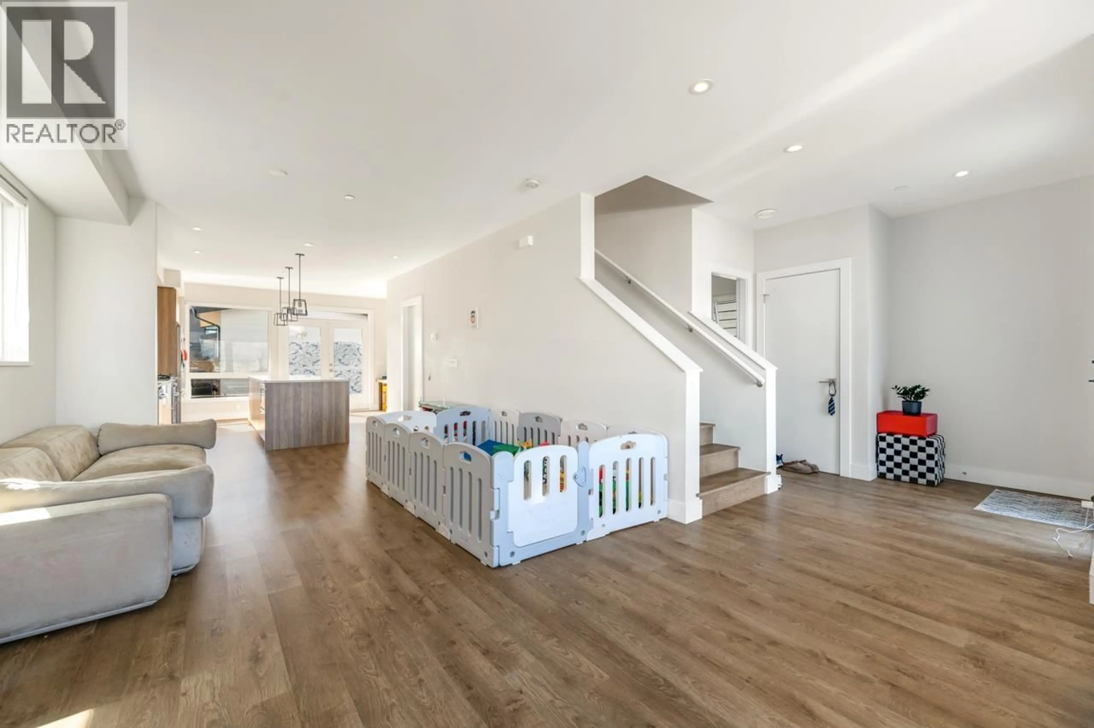 Unknown for 4762 SPRUCE WAY, Tsawwassen British Columbia V4M0A8