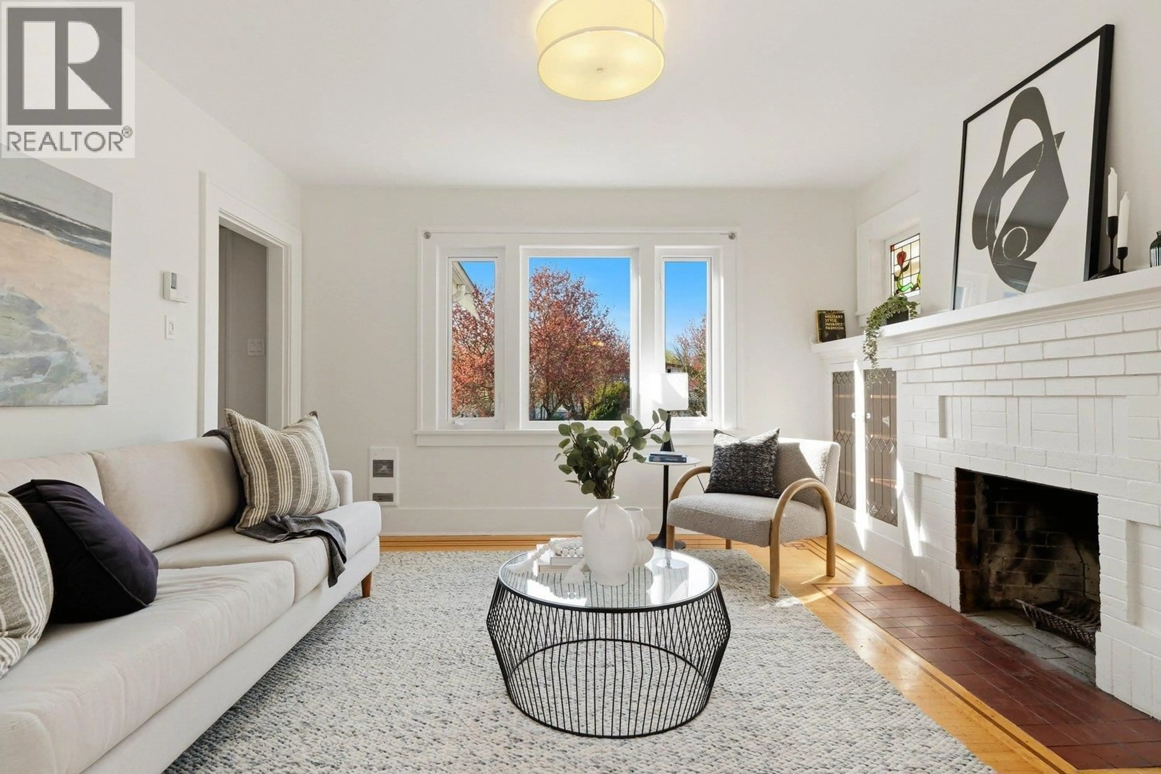 Living room with furniture, unknown for 2711 TRINITY STREET, Vancouver British Columbia V5K1E6