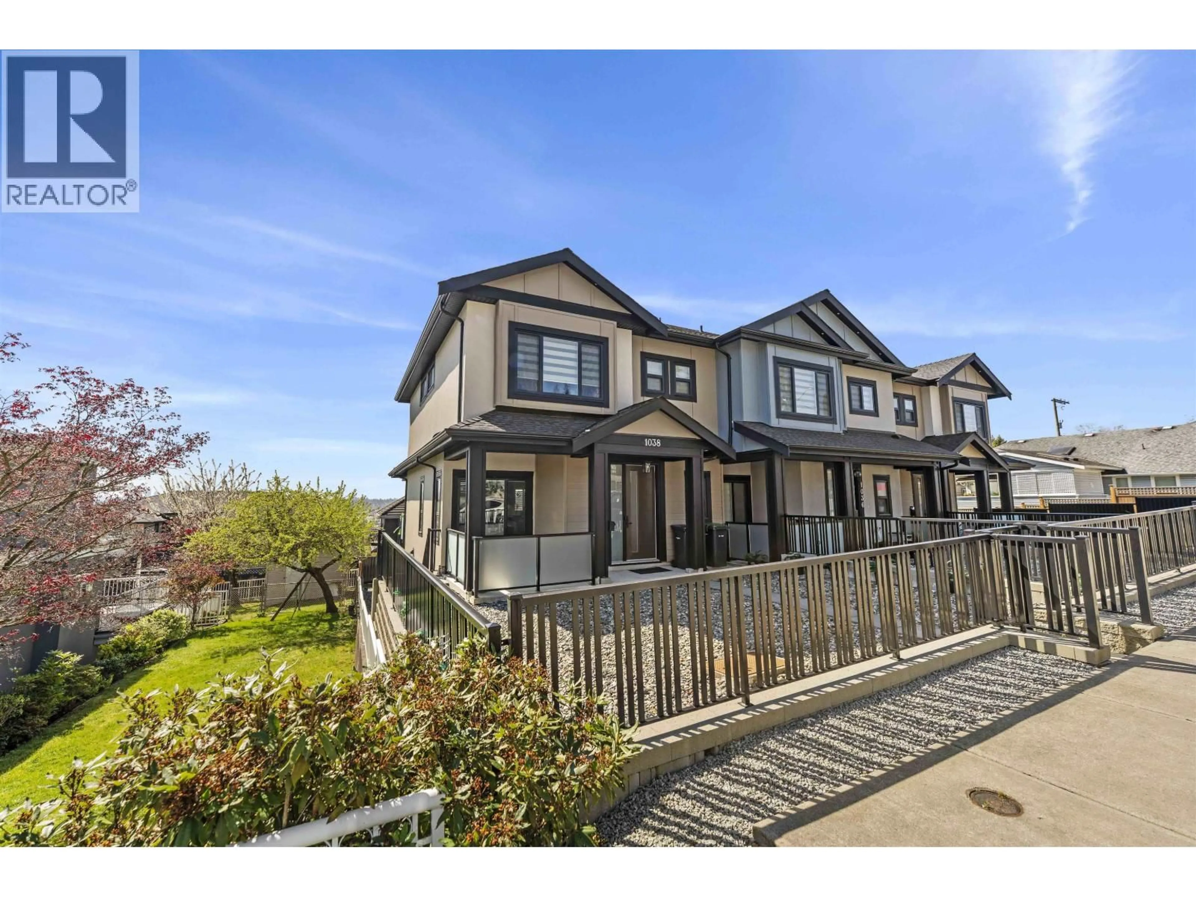 A pic from outside/outdoor area/front of a property/back of a property/a pic from drone, unknown for 1038 STEWART AVENUE, Coquitlam British Columbia V3K2N9