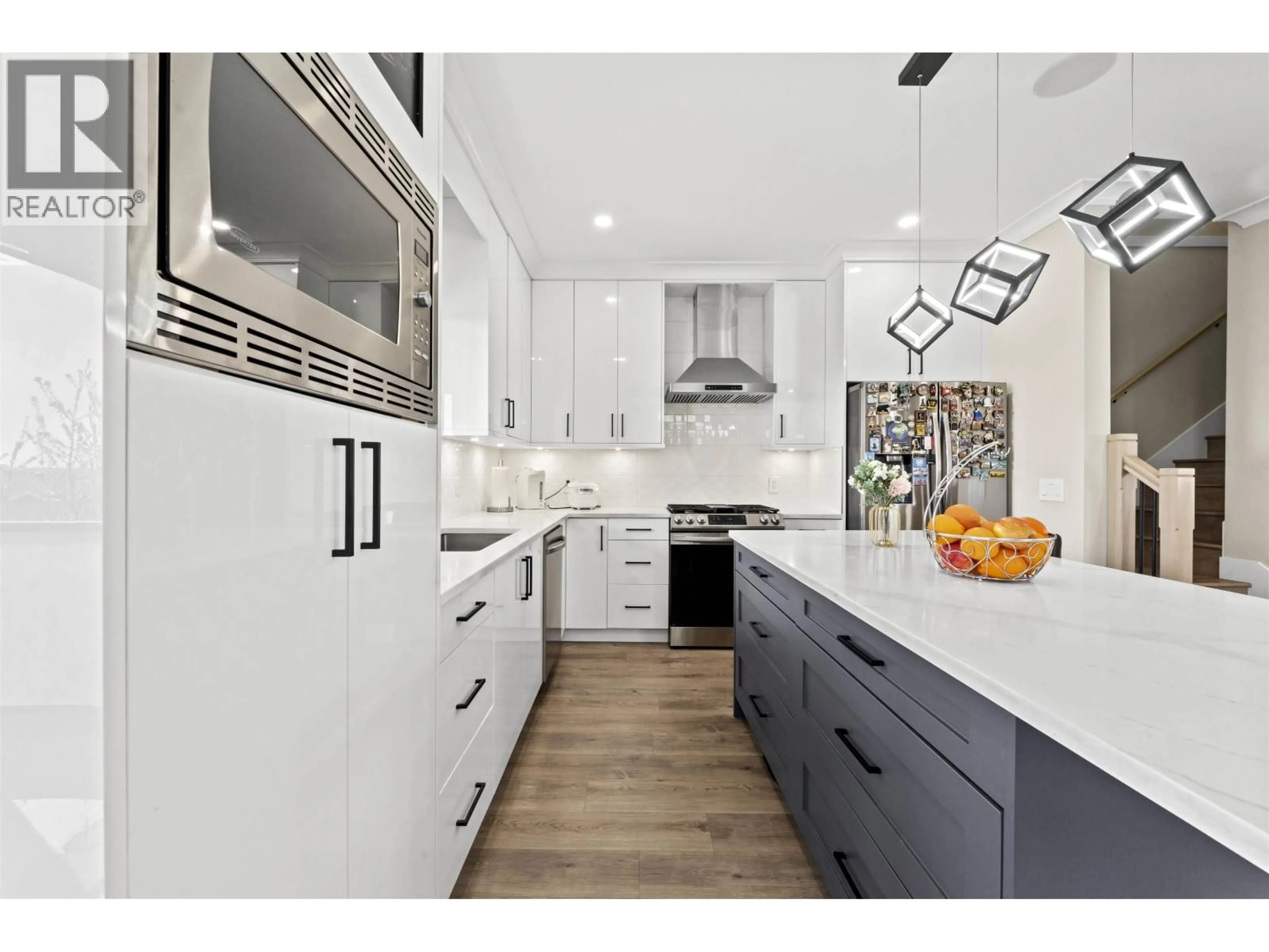 Contemporary kitchen, unknown for 1038 STEWART AVENUE, Coquitlam British Columbia V3K2N9